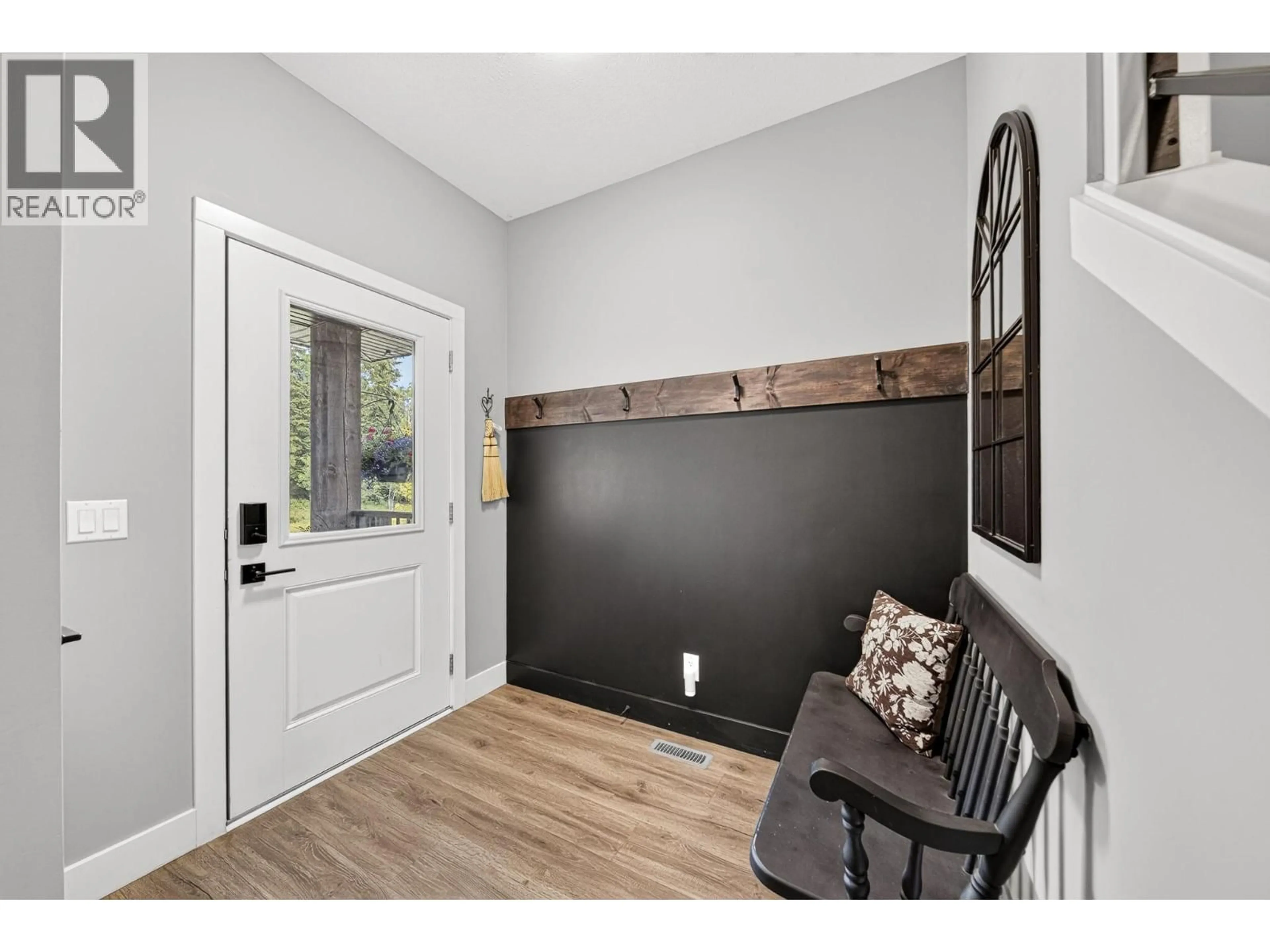 Indoor entryway for 1385 CYPRESS DRIVE, Sparwood British Columbia V0B2G2