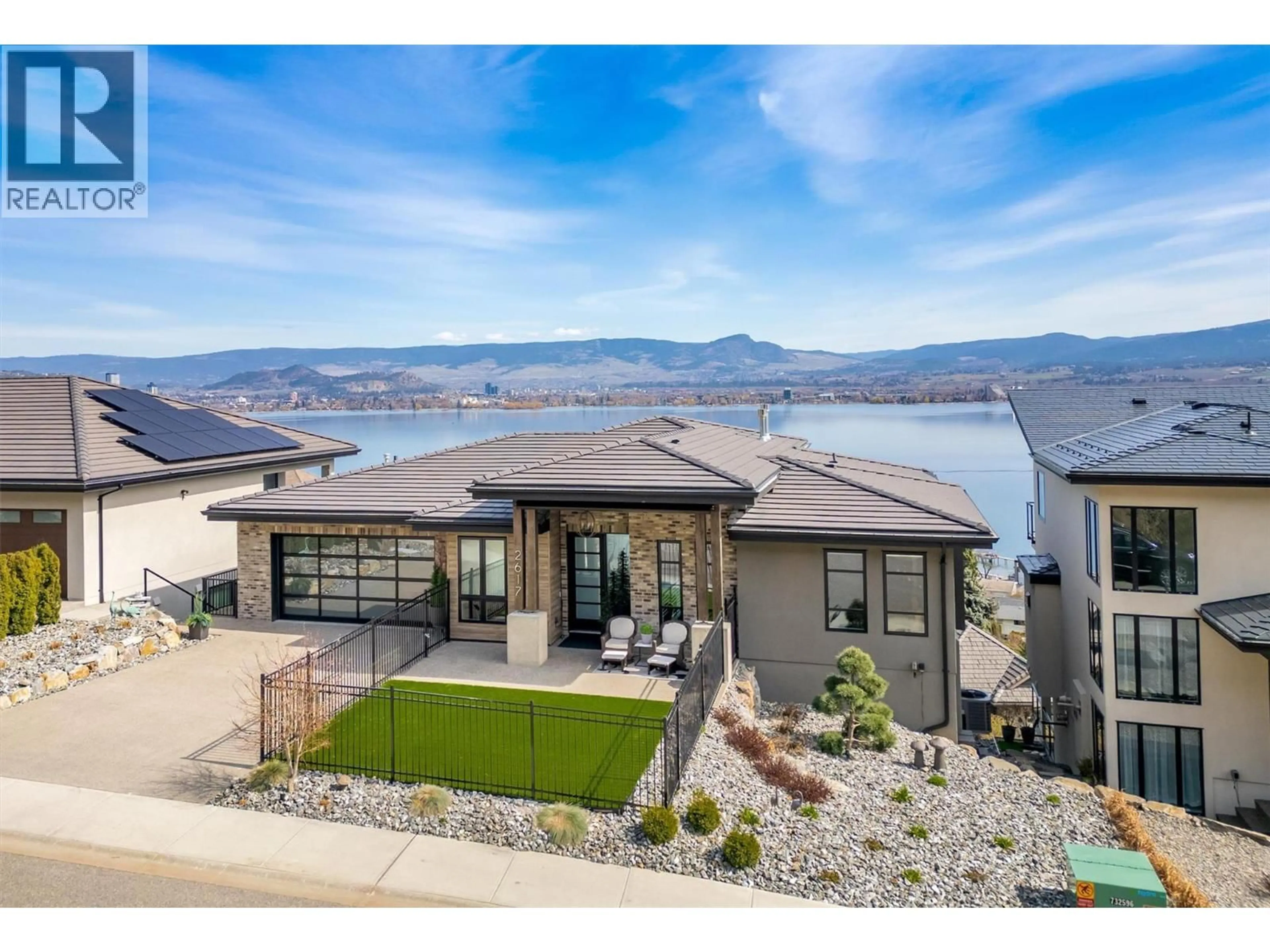 Home with vinyl exterior material, water/lake/river/ocean view for 2617 CASA PALMERO DRIVE, West Kelowna British Columbia V1Z4B1