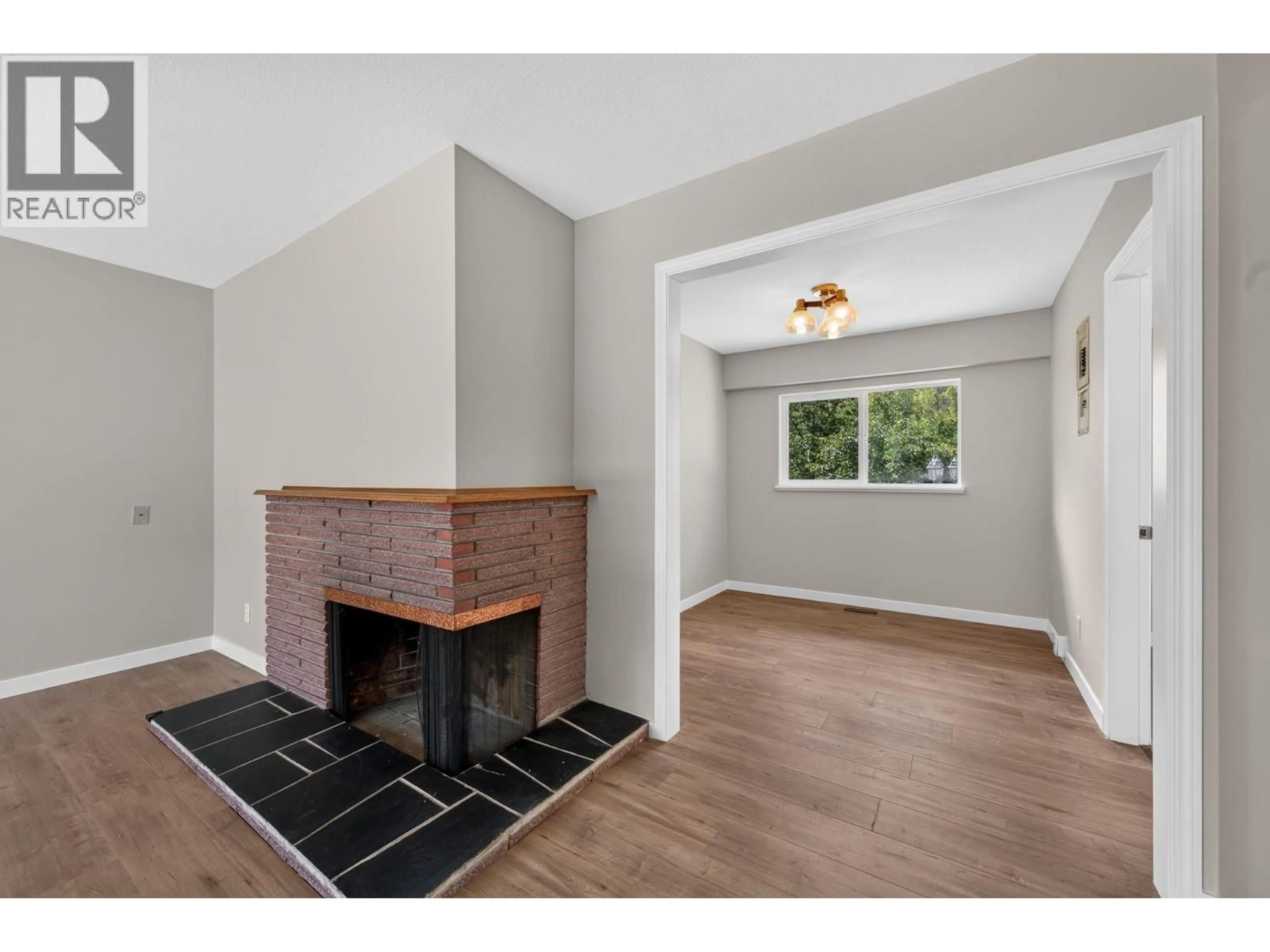 Unknown for 2743 THOMPSON DRIVE, Kamloops British Columbia V2C4L7