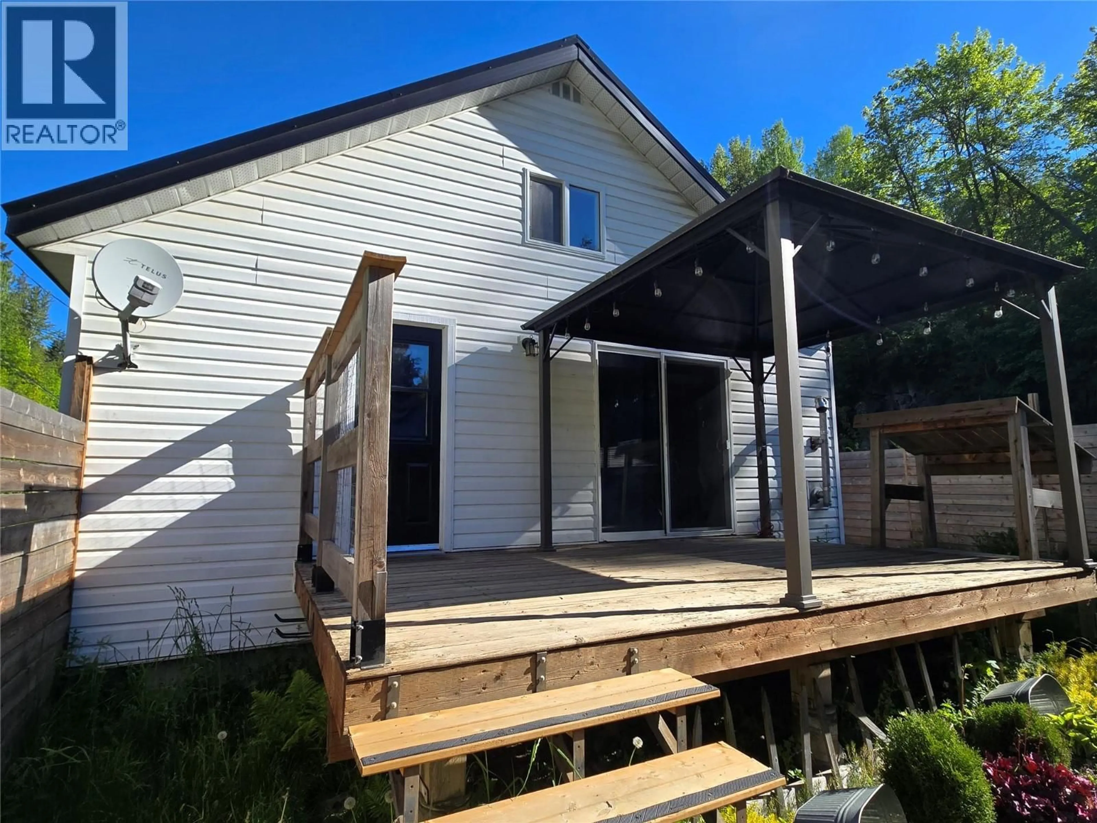 Patio, unknown for 1705 PERRIER ROAD, Nelson British Columbia V1L6Y8