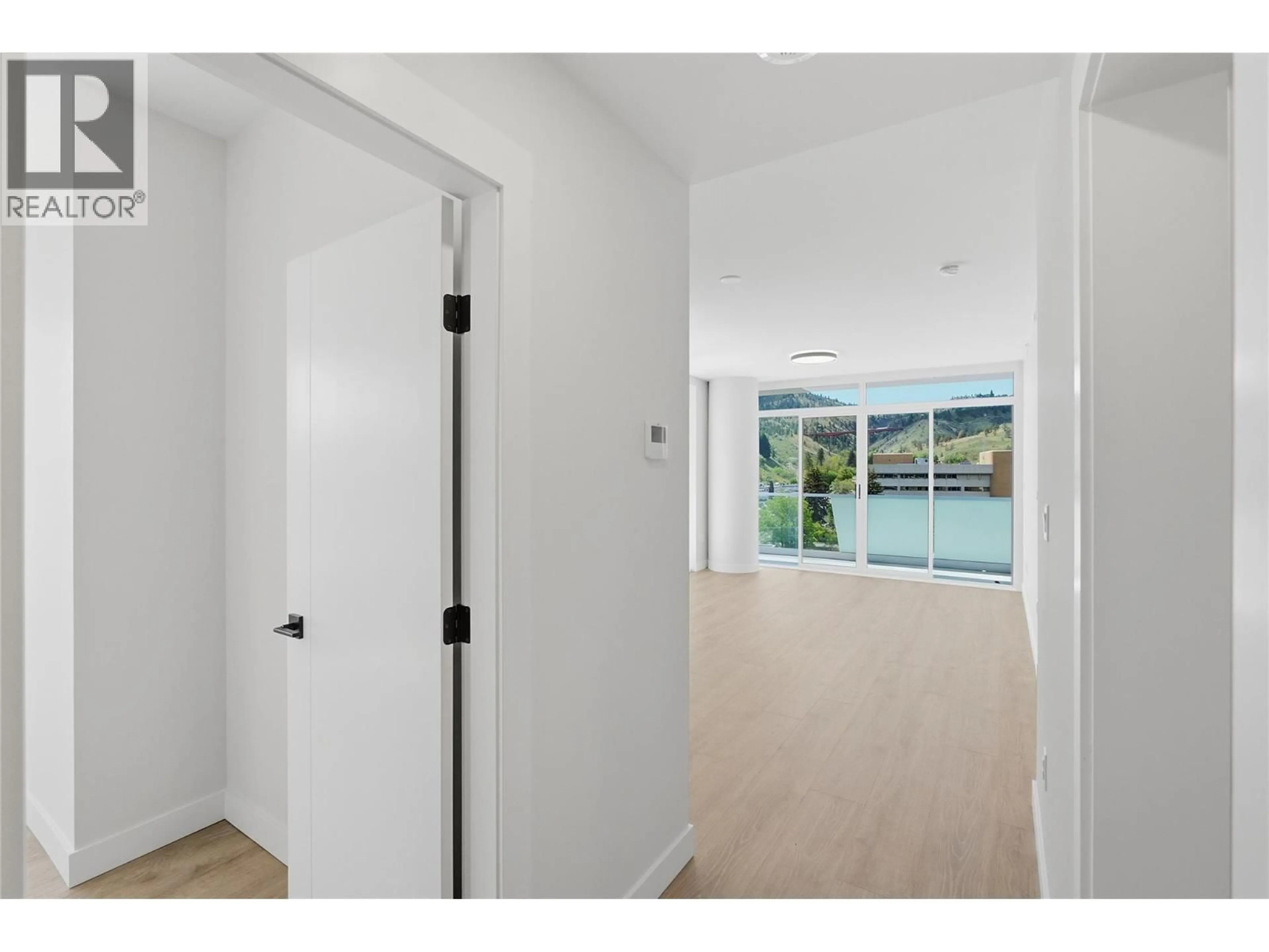 Indoor entryway for 904 - 460 NICOLA STREET, Kamloops British Columbia V2C0N2