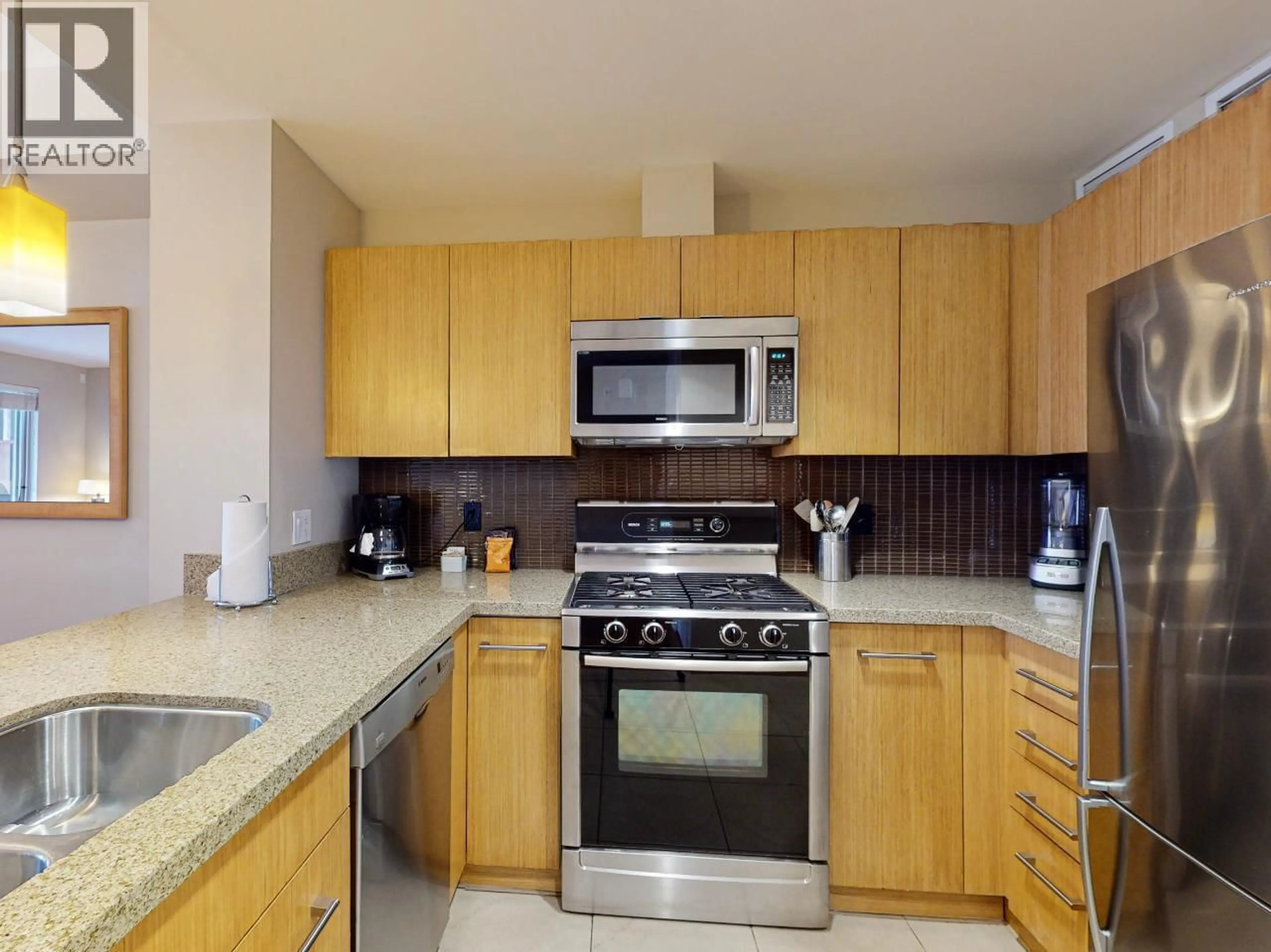 Standard kitchen, unknown for 14 - 15 PARK PLACE, Osoyoos British Columbia V0H1V0