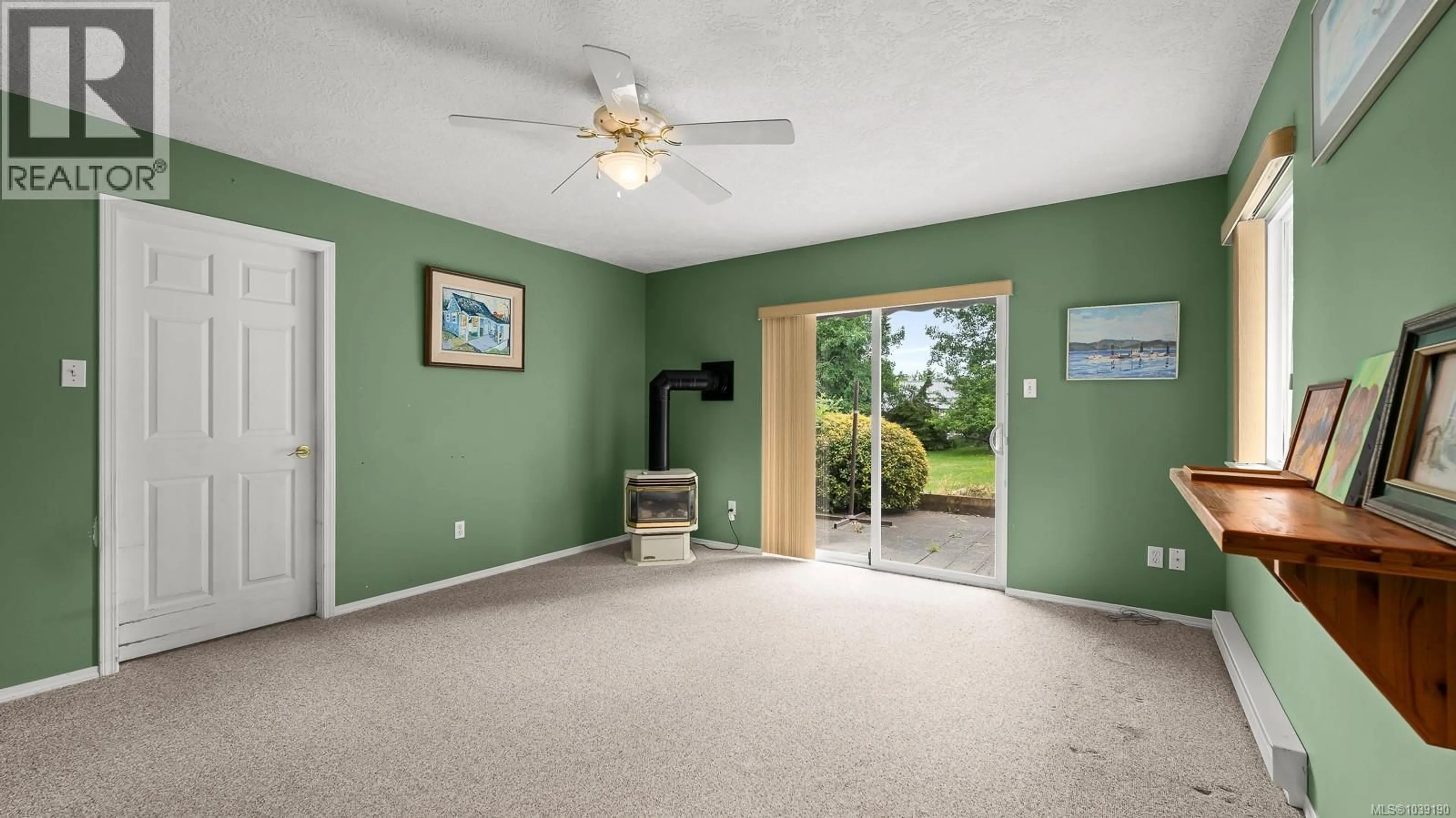 A pic of a room for 3351 CRESCENT STREET, Cumberland British Columbia V0R1S0