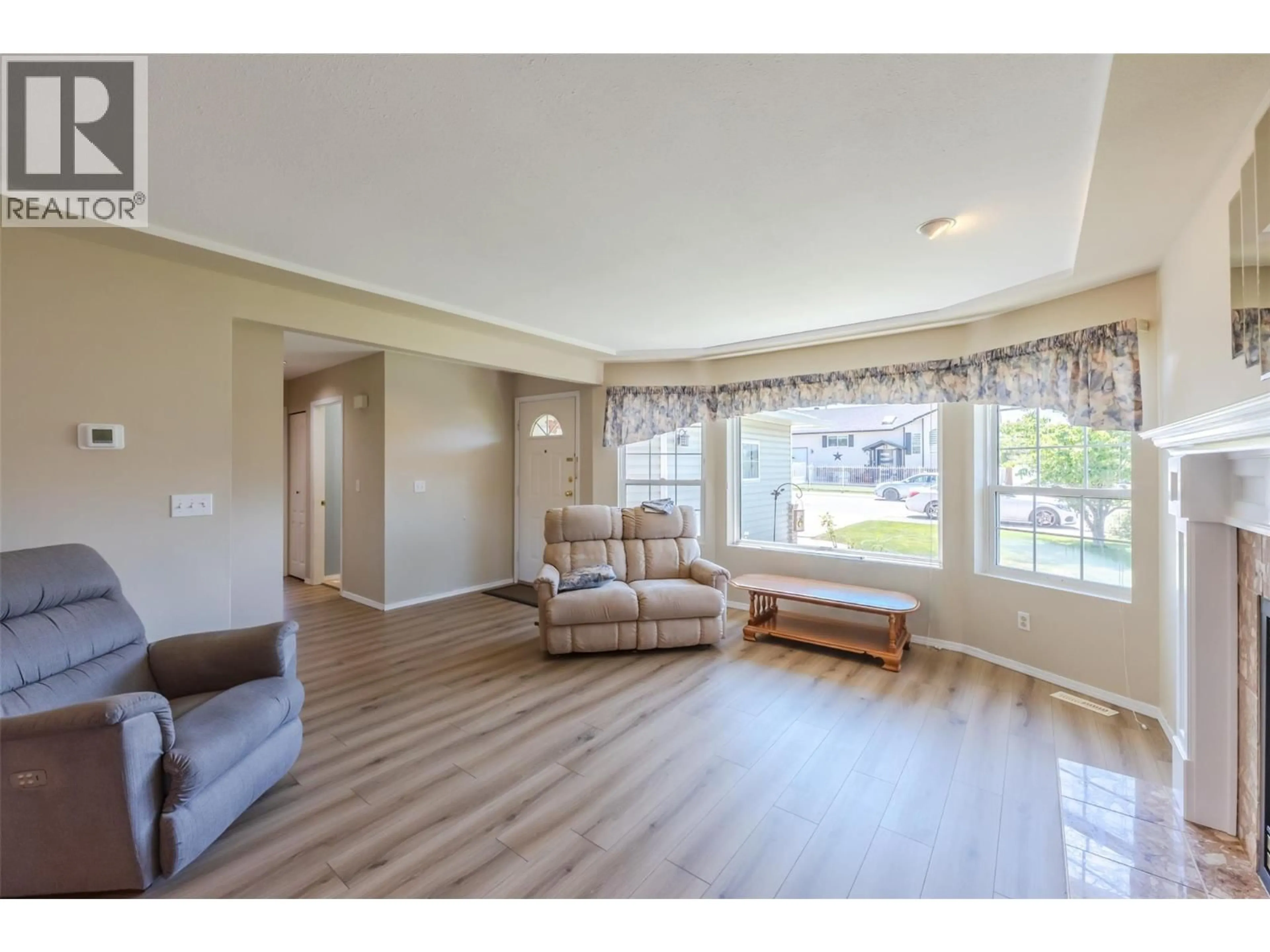 Living room with furniture, unknown for 167 WYLES CRESCENT, Penticton British Columbia V2A8M3