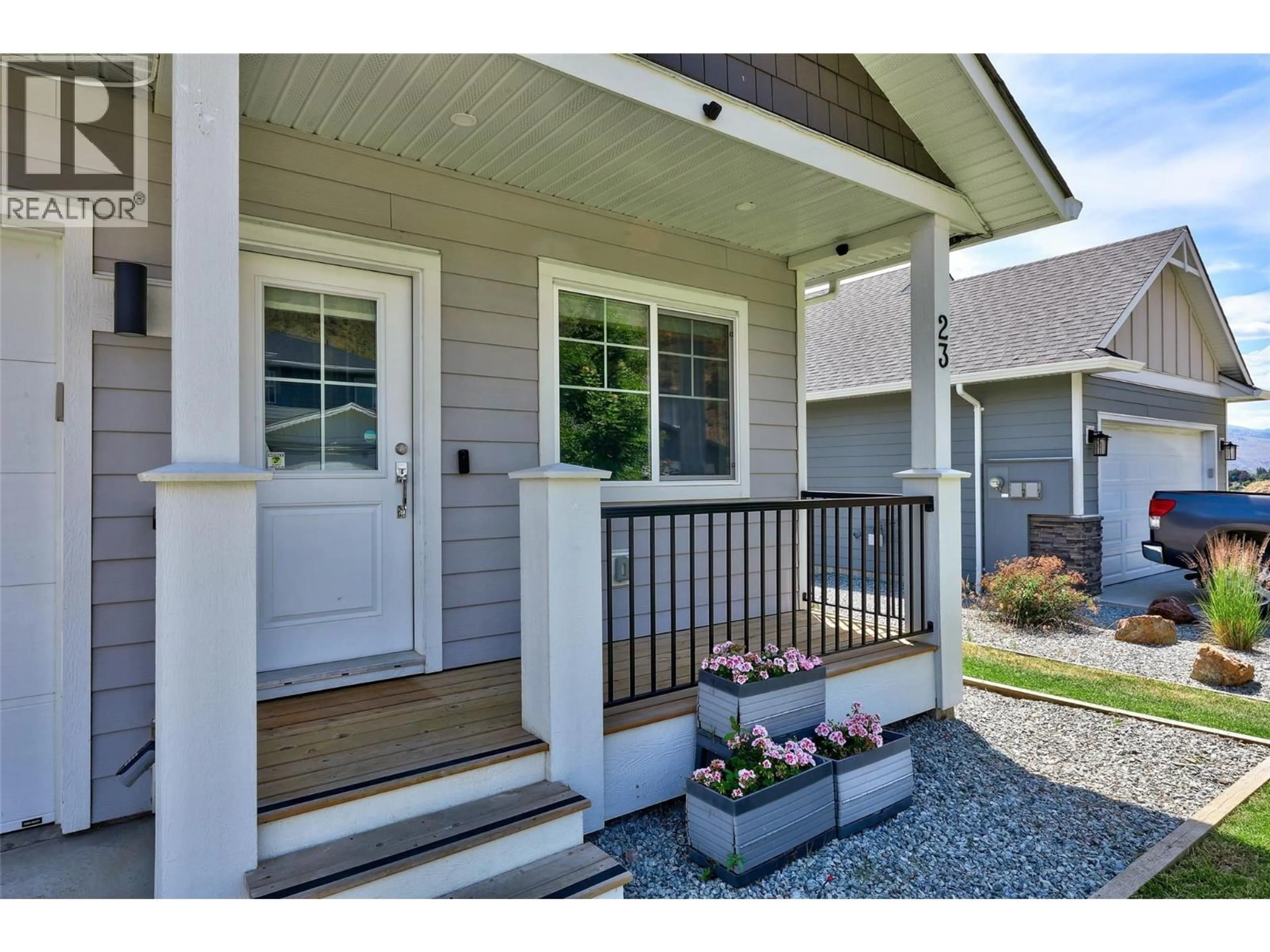 Home with vinyl exterior material, street for 23 - 1900 ORD ROAD, Kamloops British Columbia V2B0B6