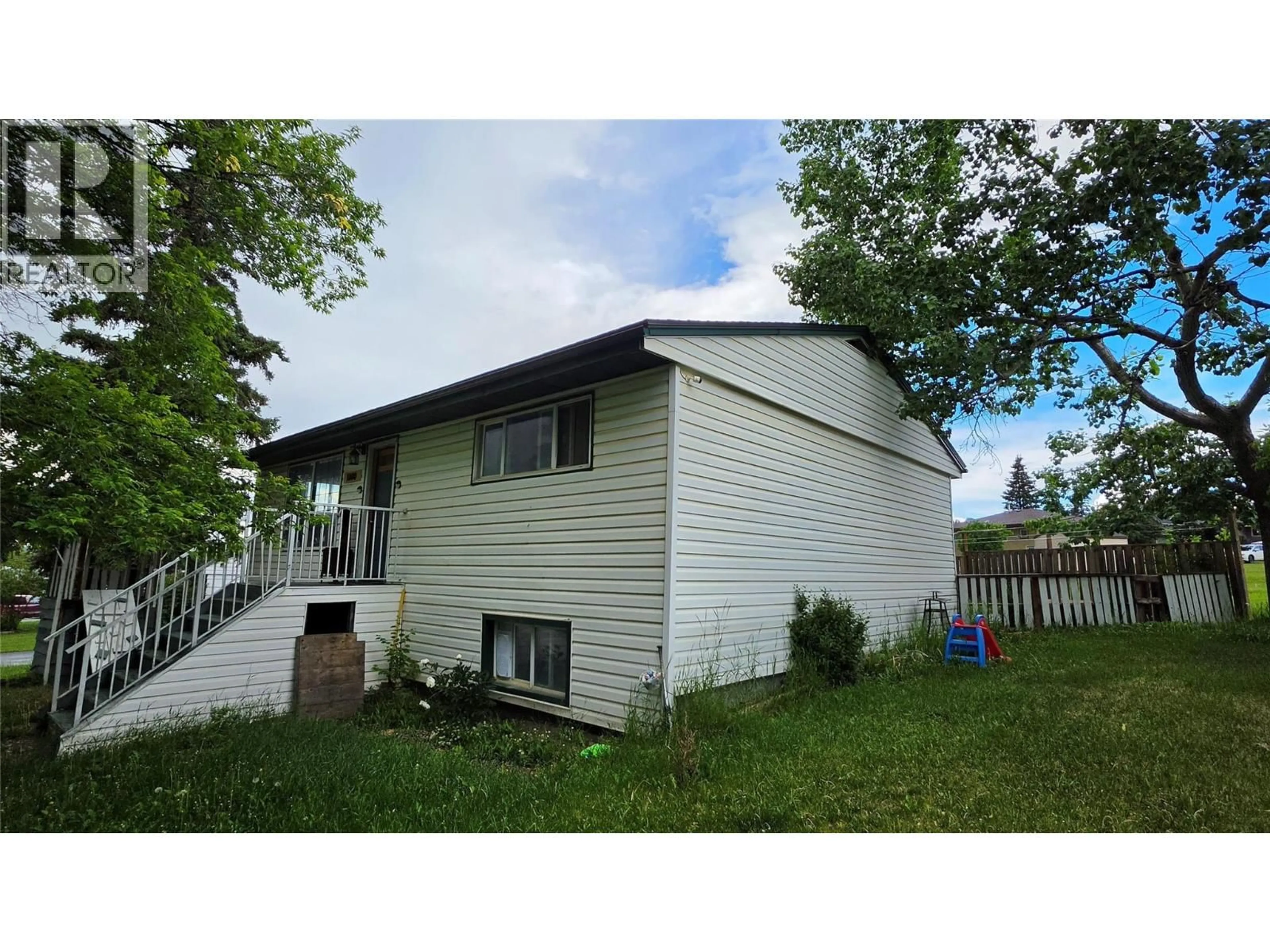 Unknown for 1000 REASBECK CRESCENT, Dawson Creek British Columbia V1G1P2