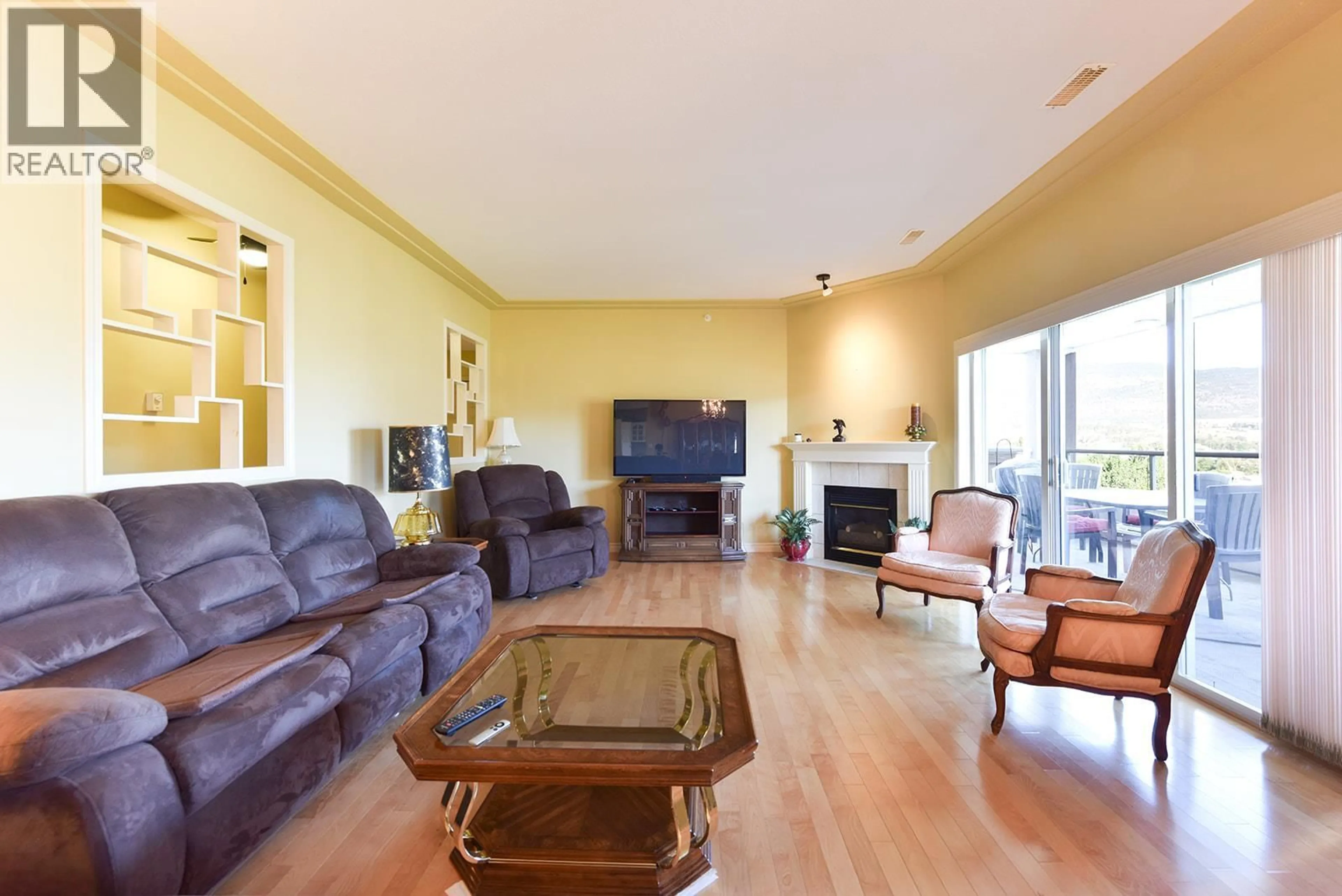 Living room with furniture, unknown for 803 - 2245 ATKINSON STREET, Penticton British Columbia V2A8R7
