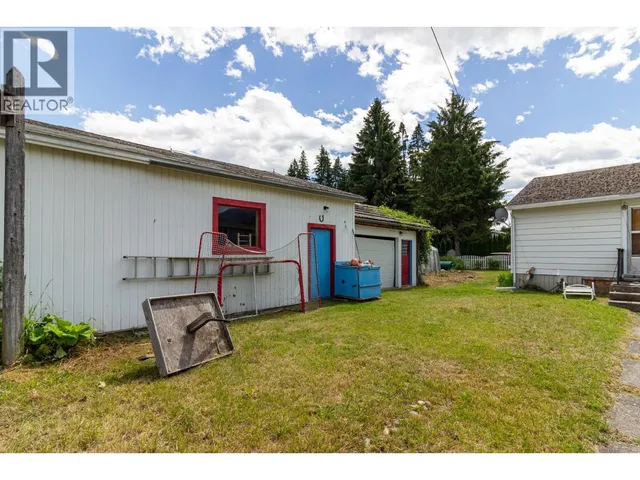 238 B AVENUE, Kaslo 4