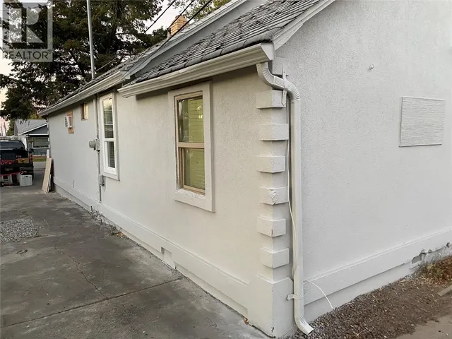 275 PONTO ROAD, Kelowna 2