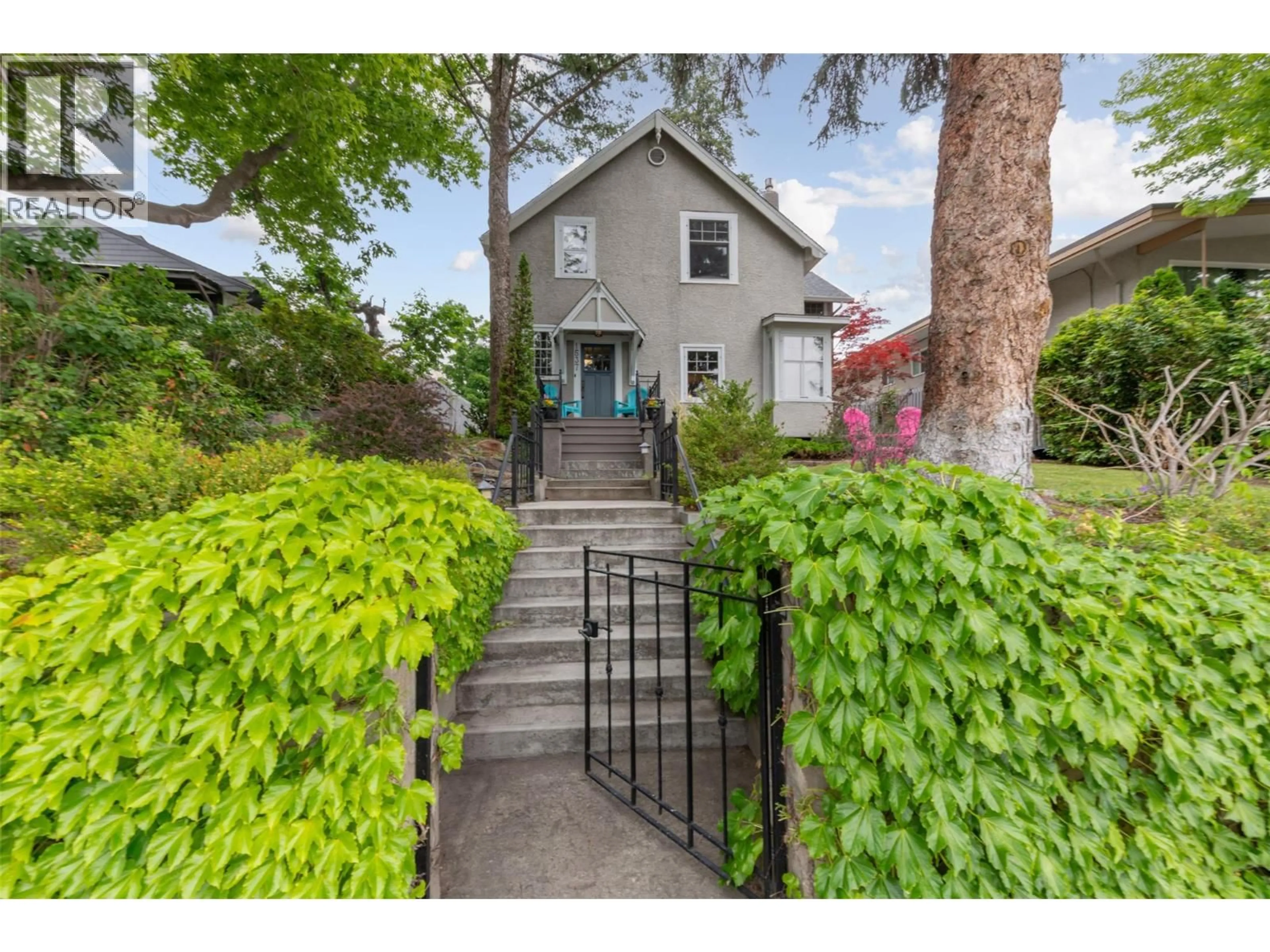 Unknown for 1537 LAKEVIEW STREET, Kelowna British Columbia V1Y6N1