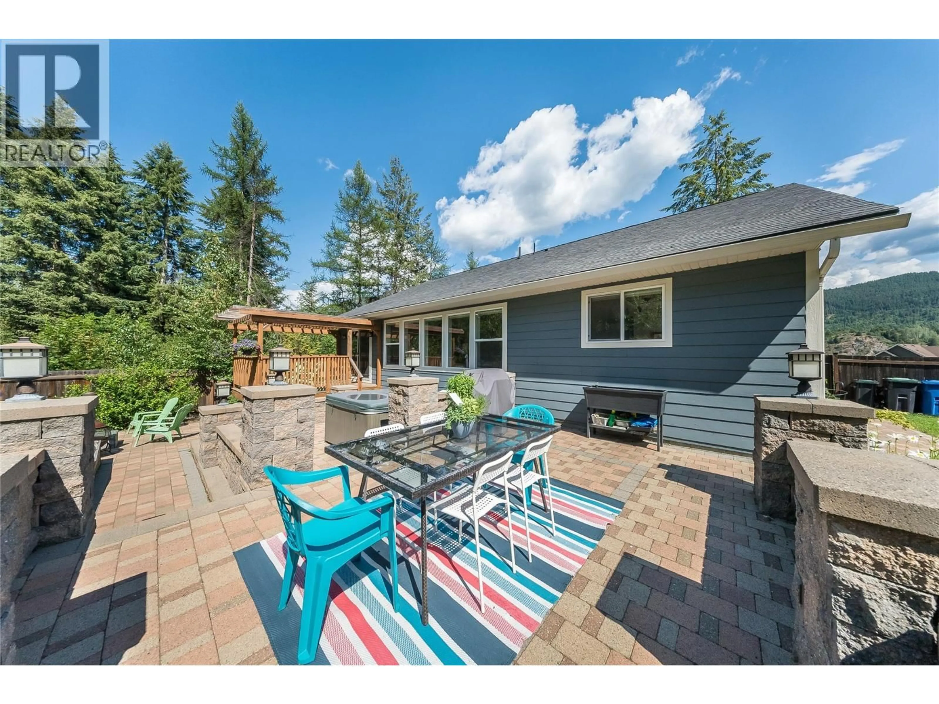 Patio, unknown for 3604 TOBA ROAD, Castlegar British Columbia V1N4Y3