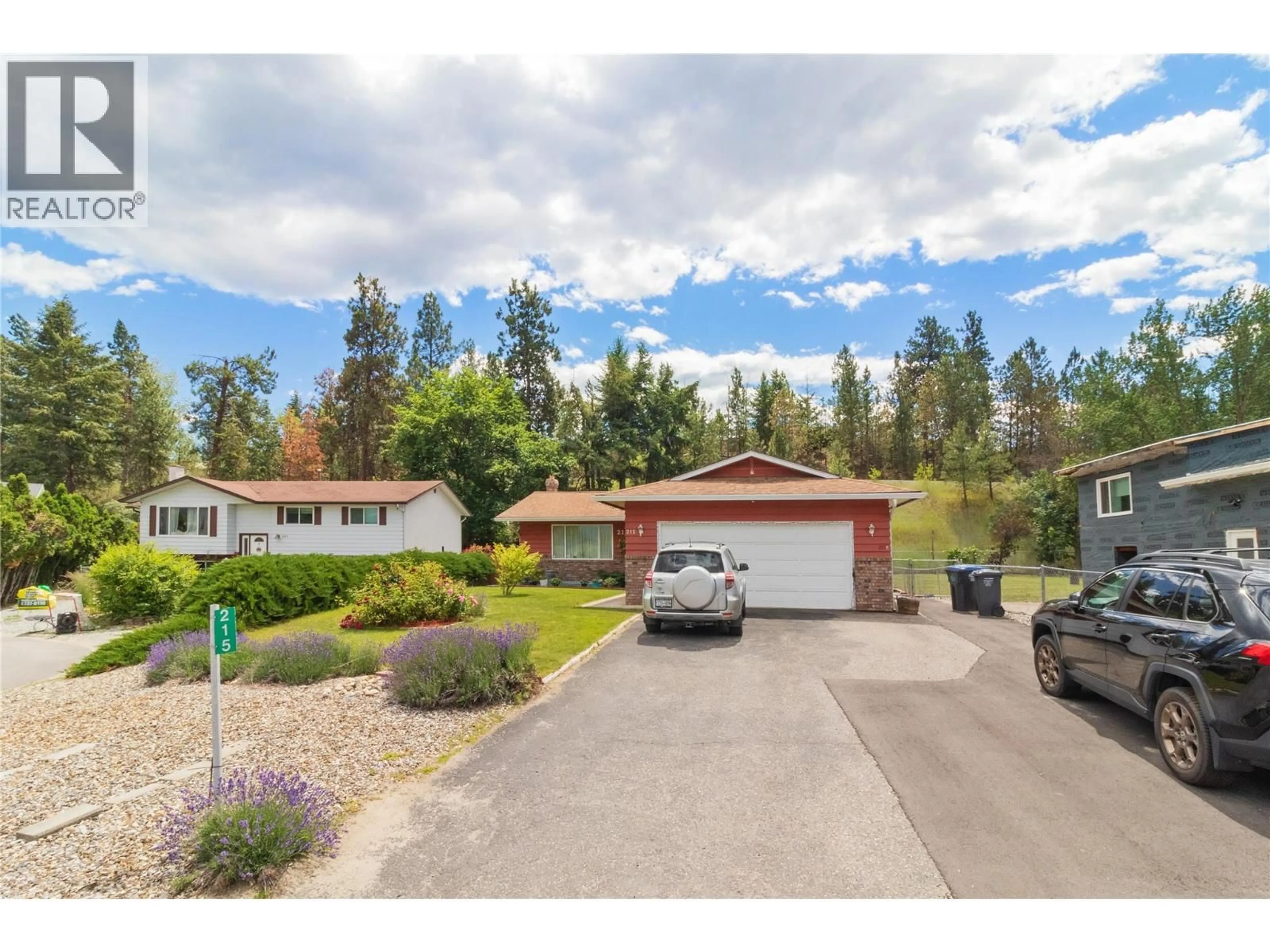 Unknown for 215 JUPITER COURT, Kelowna British Columbia V1X5W5