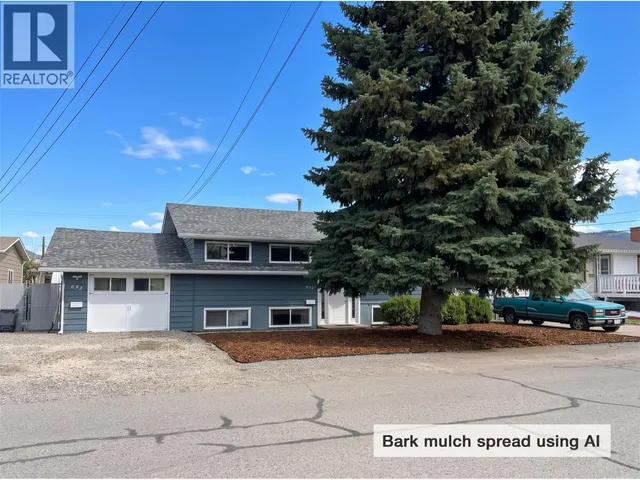 690 ALBERNI AVENUE, Kamloops 2
