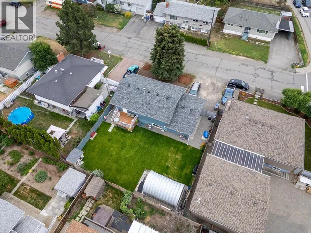 690 ALBERNI AVENUE, Kamloops 3
