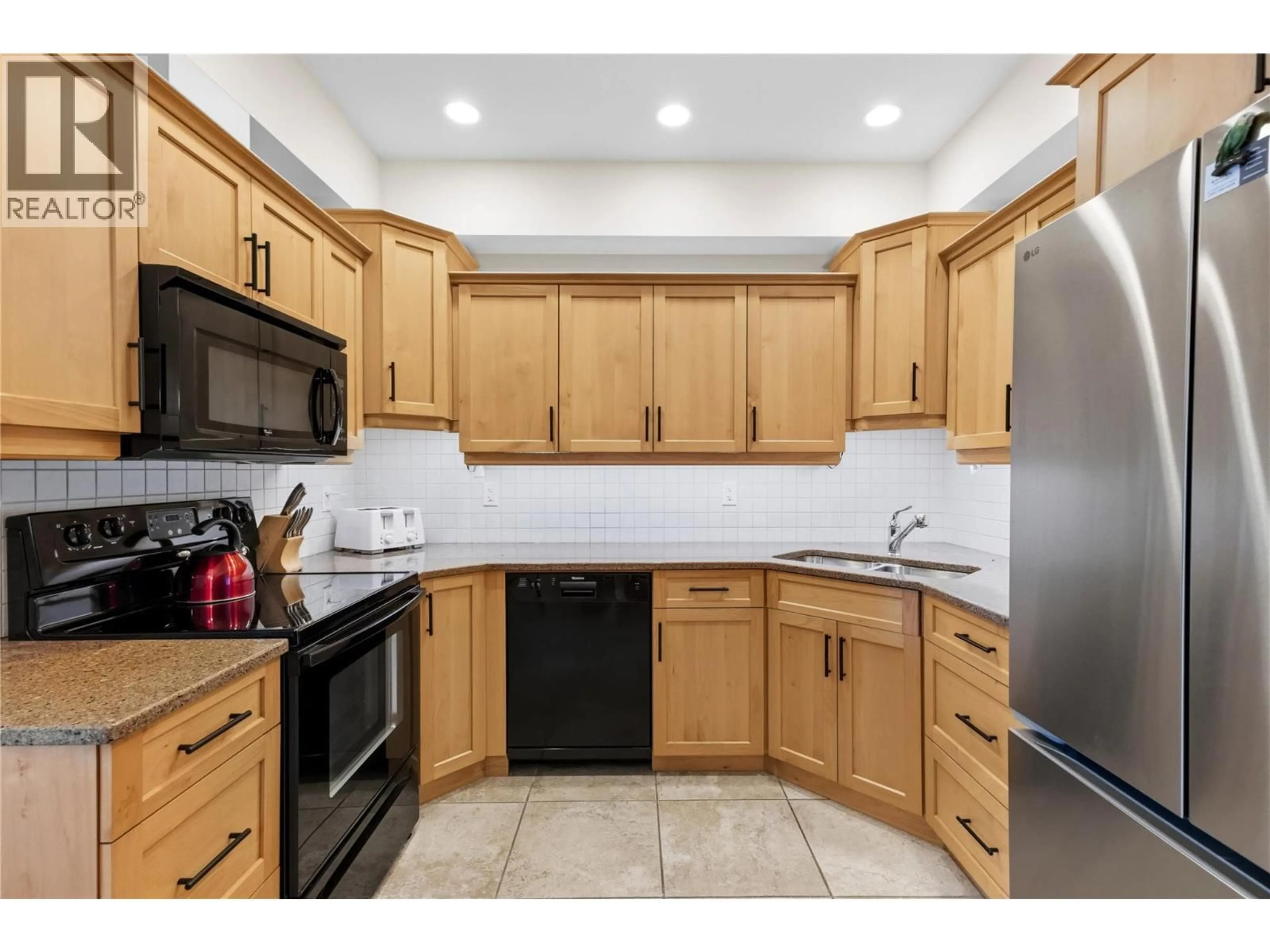 Standard kitchen, ceramic/tile floor for 302 - 873 FORESTBROOK DRIVE, Penticton British Columbia V2A2E9