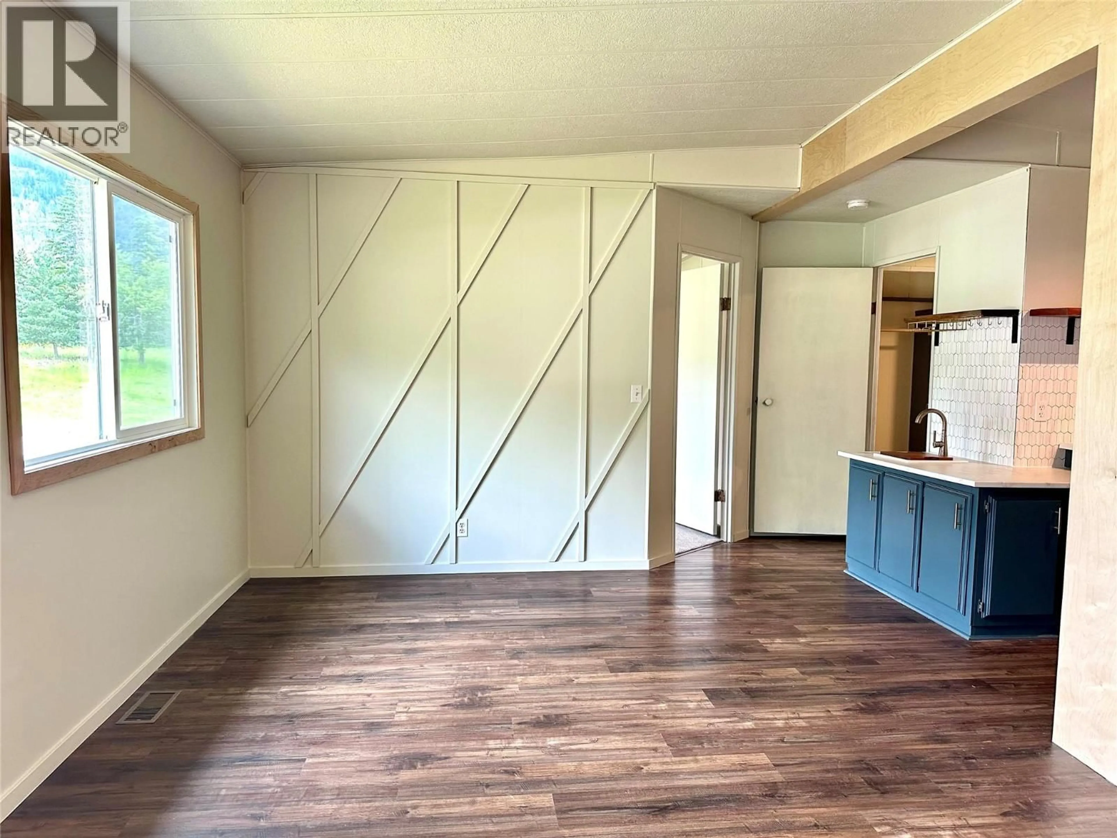 A pic of a room for 901 EIGHTH STREET, Salmo British Columbia V0G1Z0