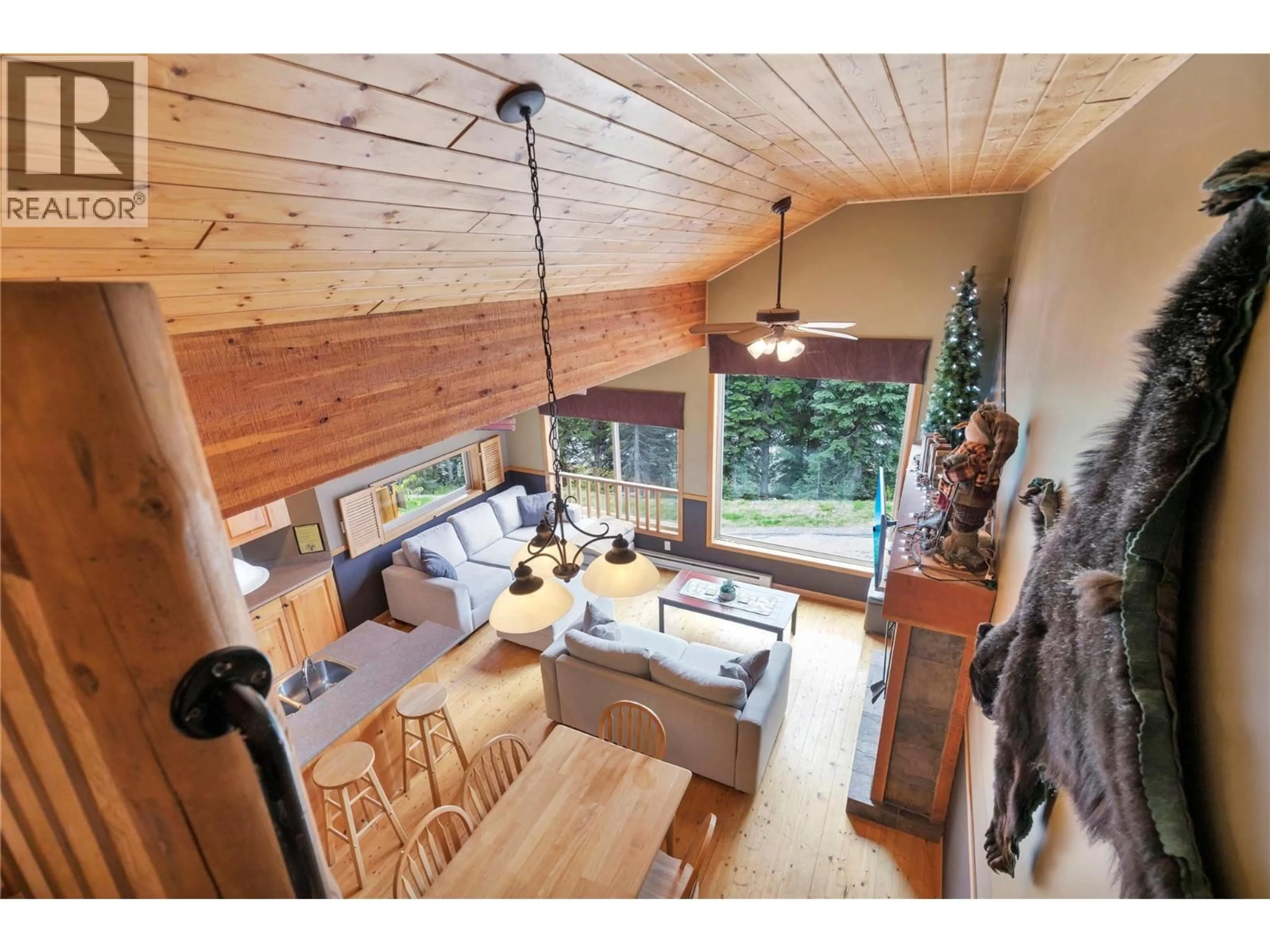 Open concept kitchen, wood/laminate floor for D - 4825 SNOW PINES ROAD, Big White British Columbia V0H1A0