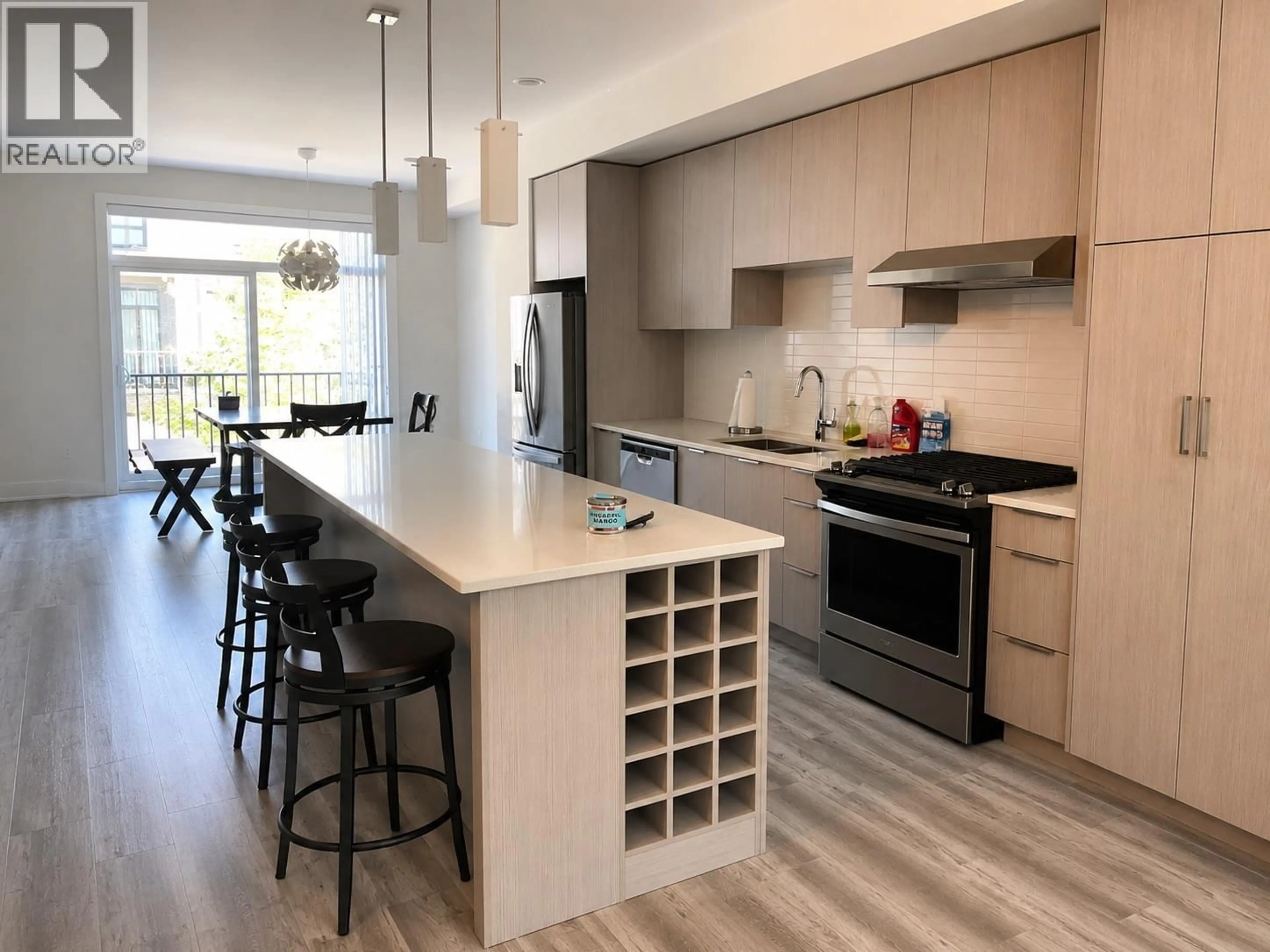 Open concept kitchen, unknown for 20 - 170 CELANO CRESCENT, Kelowna British Columbia V1V0B6