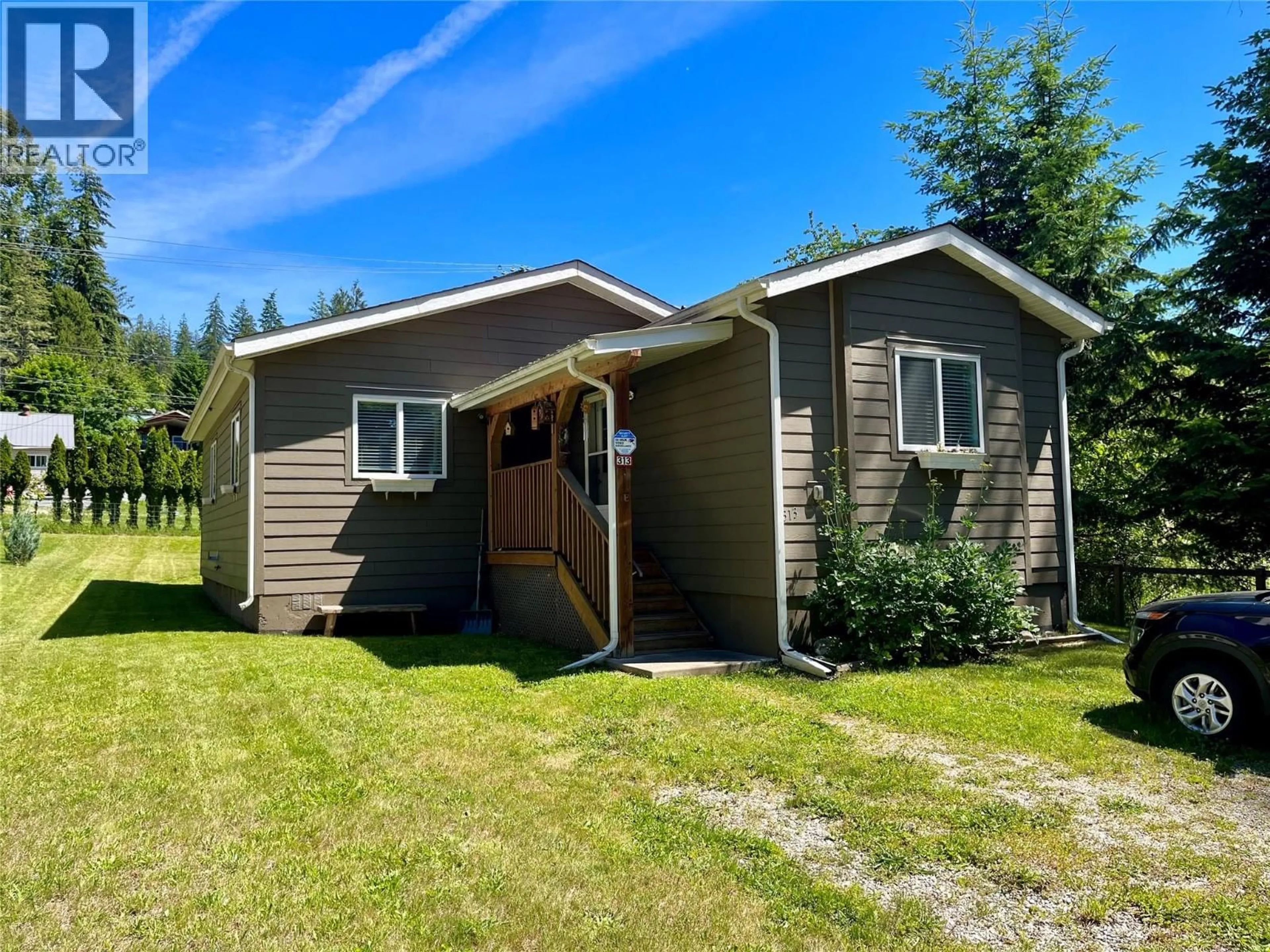 Unknown for 313 1ST AVENUE NORTHWEST, Nakusp British Columbia V0G1R0