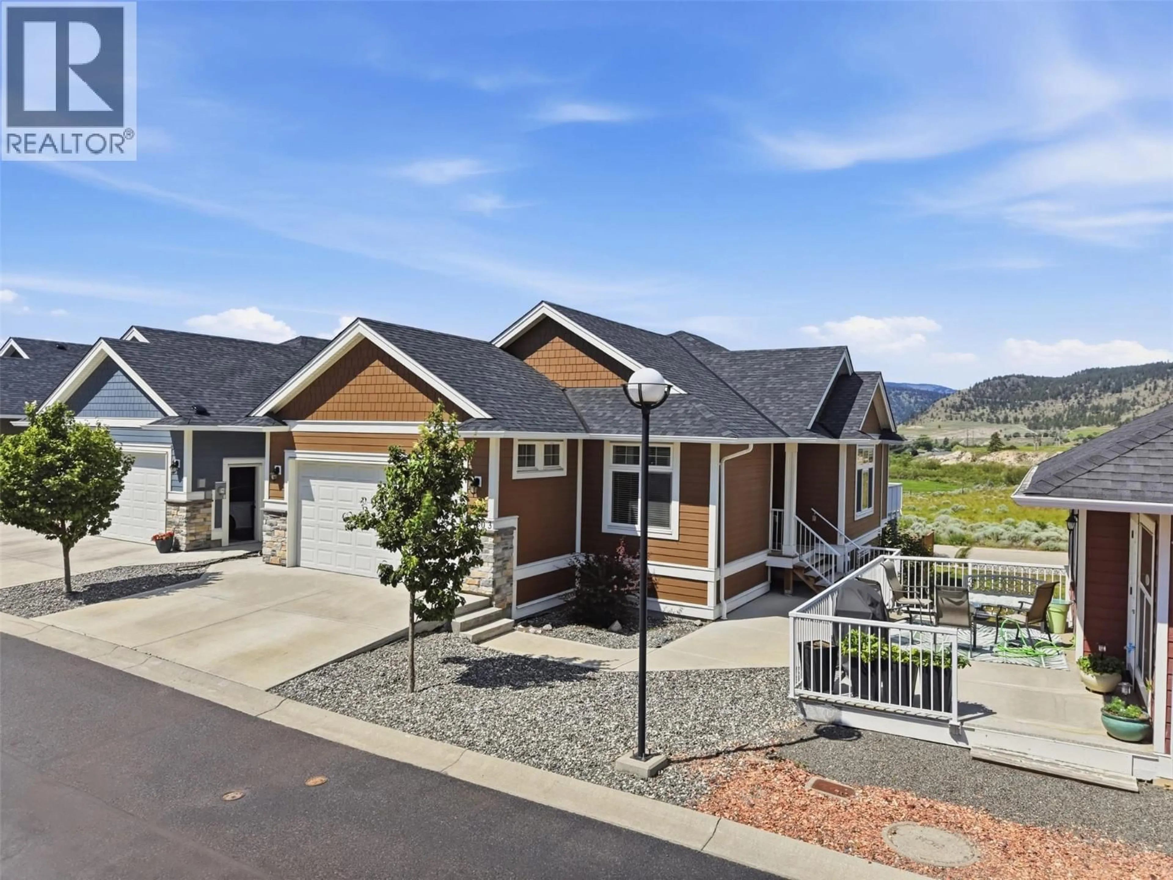 Home with vinyl exterior material, mountain view for 103 - 2514 SPRING BANK AVENUE, Merritt British Columbia V1K0B1