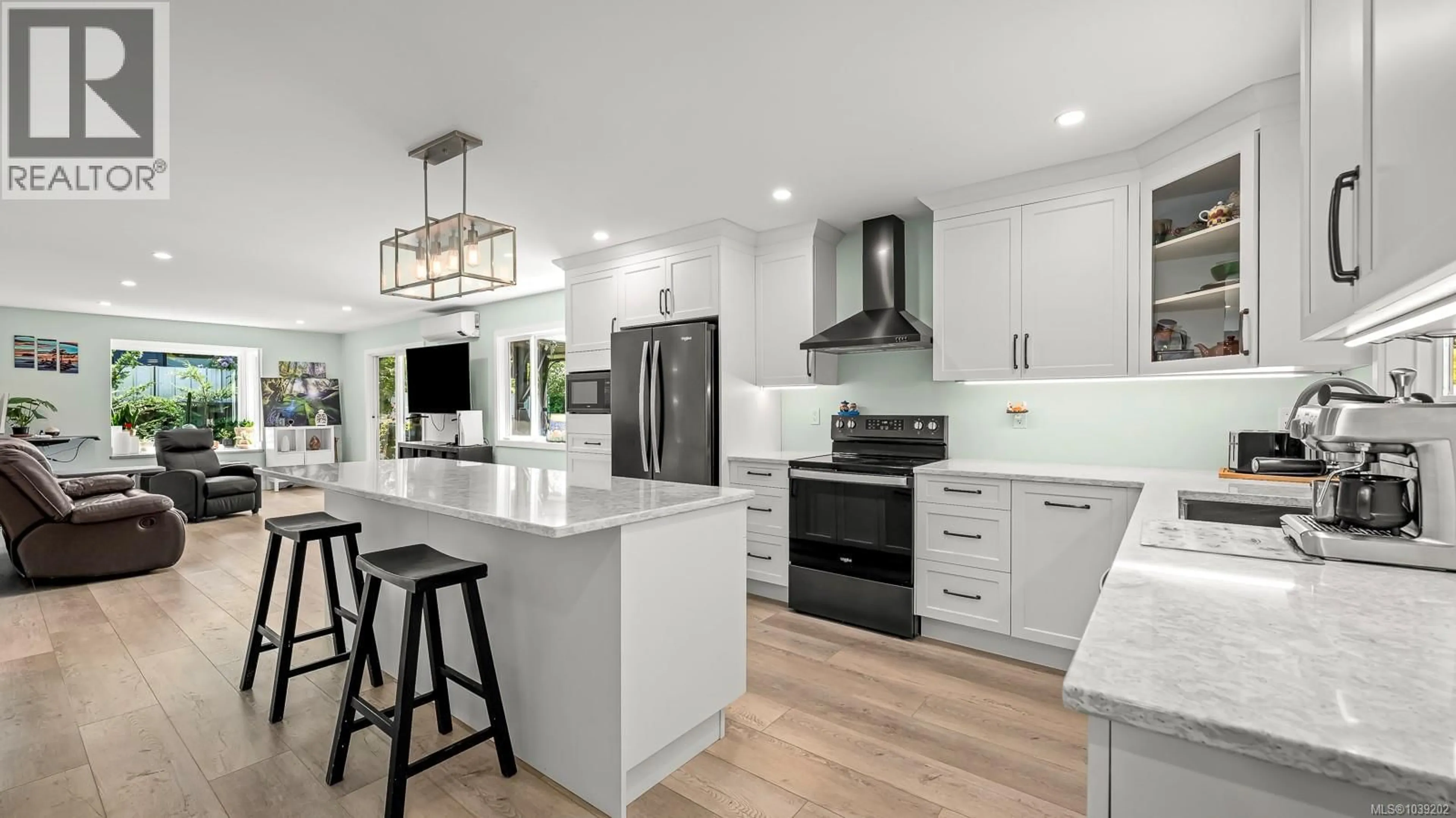 Open concept kitchen, unknown for 2772 ULVERSTON AVENUE, Cumberland British Columbia V0R1S0