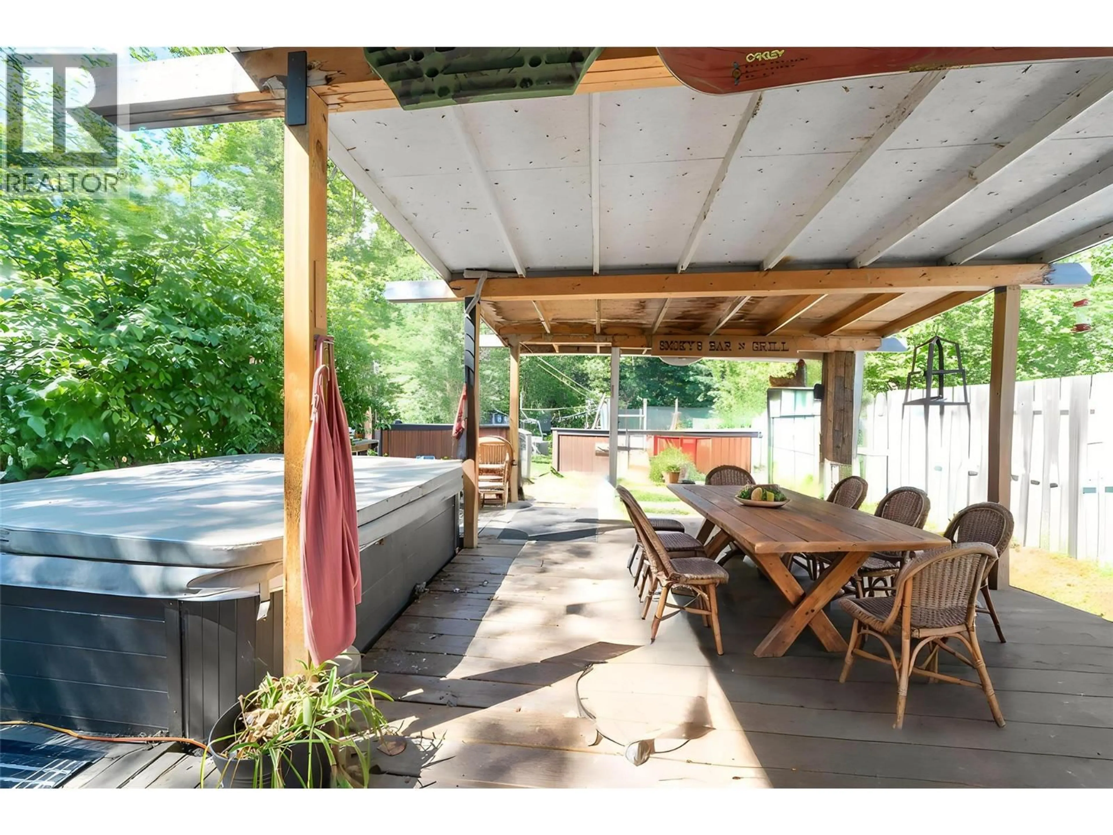 Patio, street for 7117 CAHILTY ROAD, Kamloops British Columbia V0E1Z1