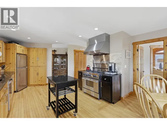 1345 HEUSTIS DRIVE, Kamloops 5