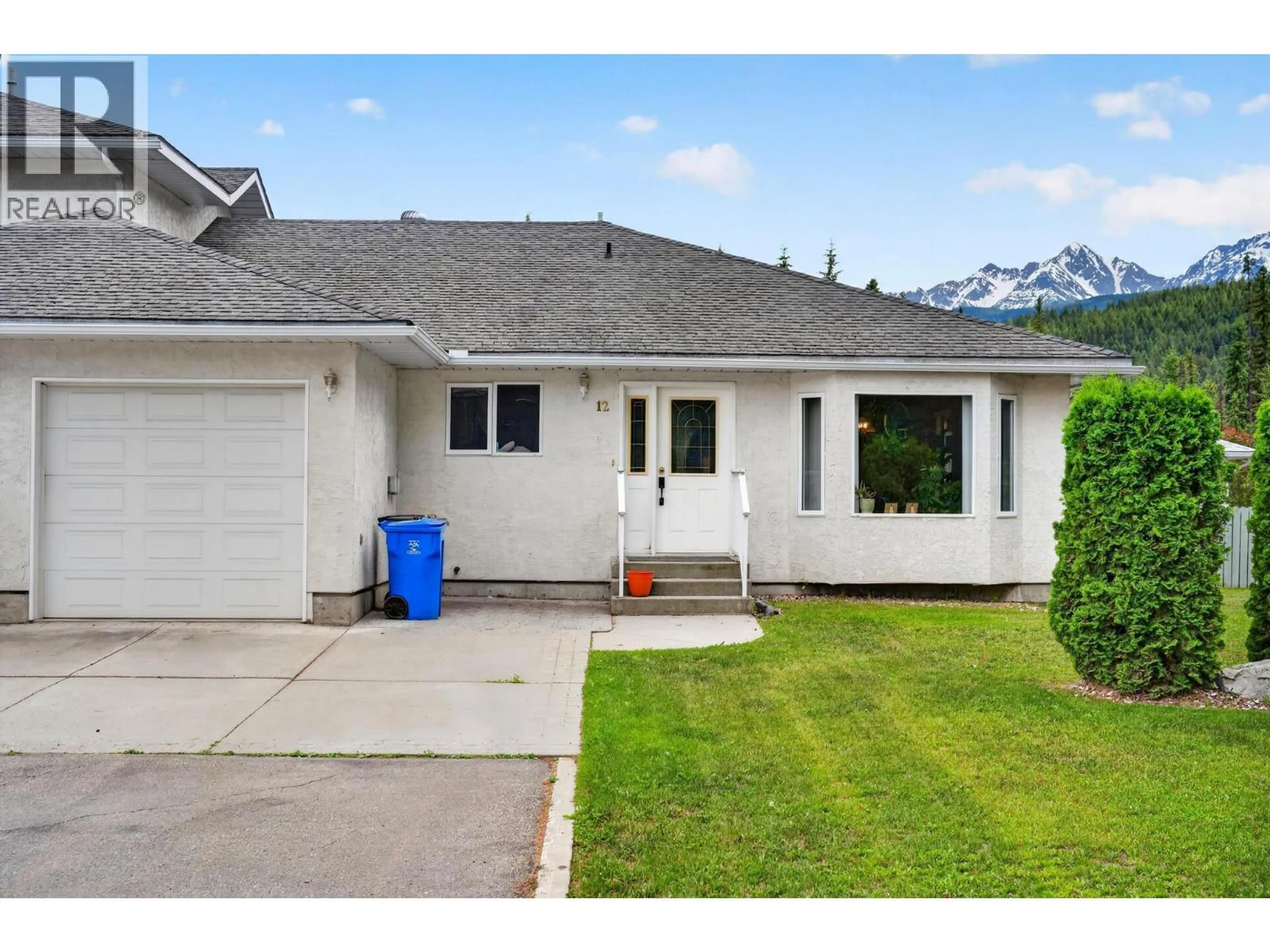 Home with vinyl exterior material, street for 12 - 411 5TH AVENUE SOUTH, Golden British Columbia V0A1H0