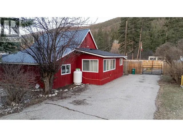5844 HIGHWAY 33 OTHER, Beaverdell