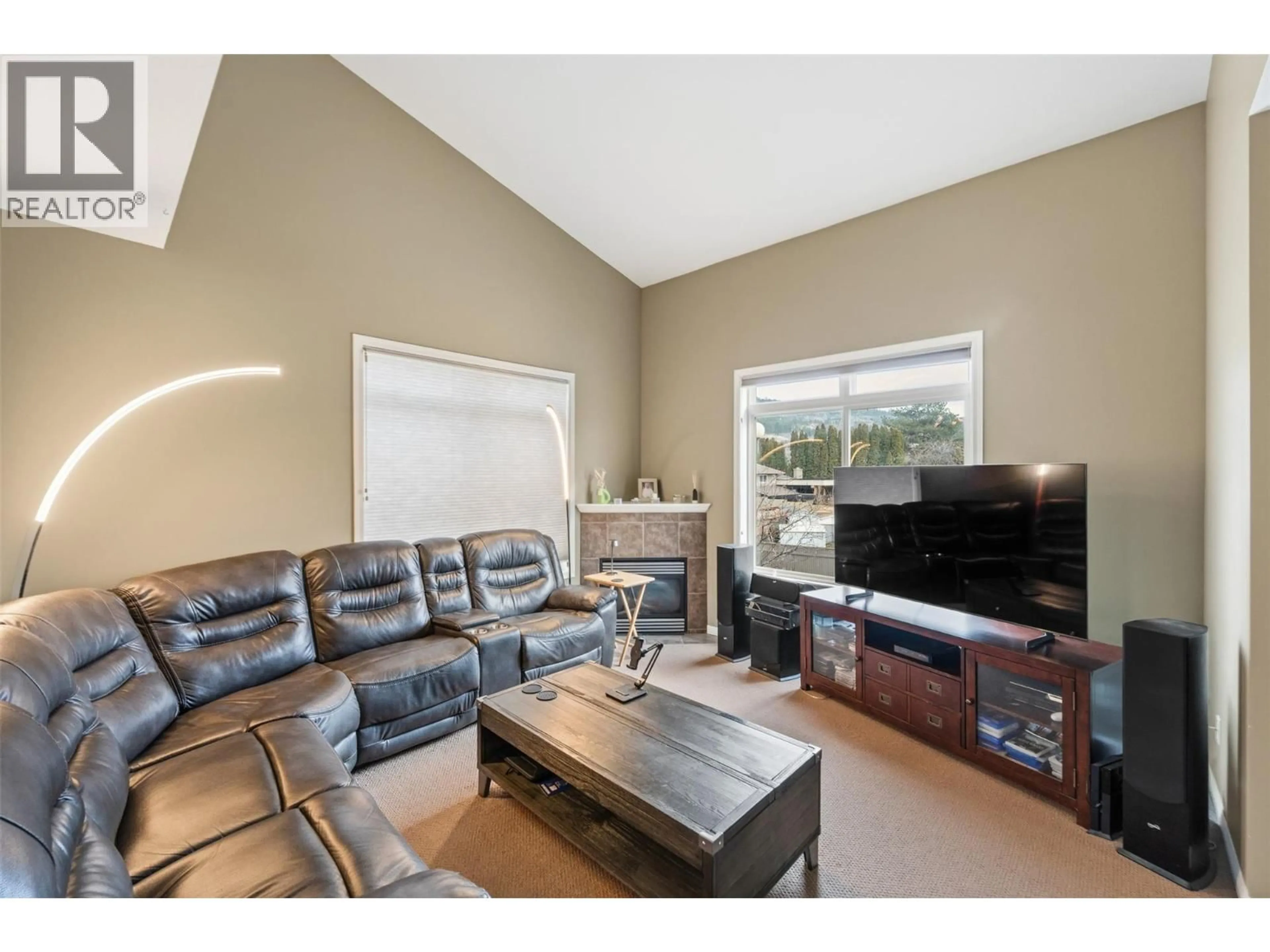 Living room with furniture, unknown for 108 - 48 GALT AVENUE, Penticton British Columbia V2A9C3