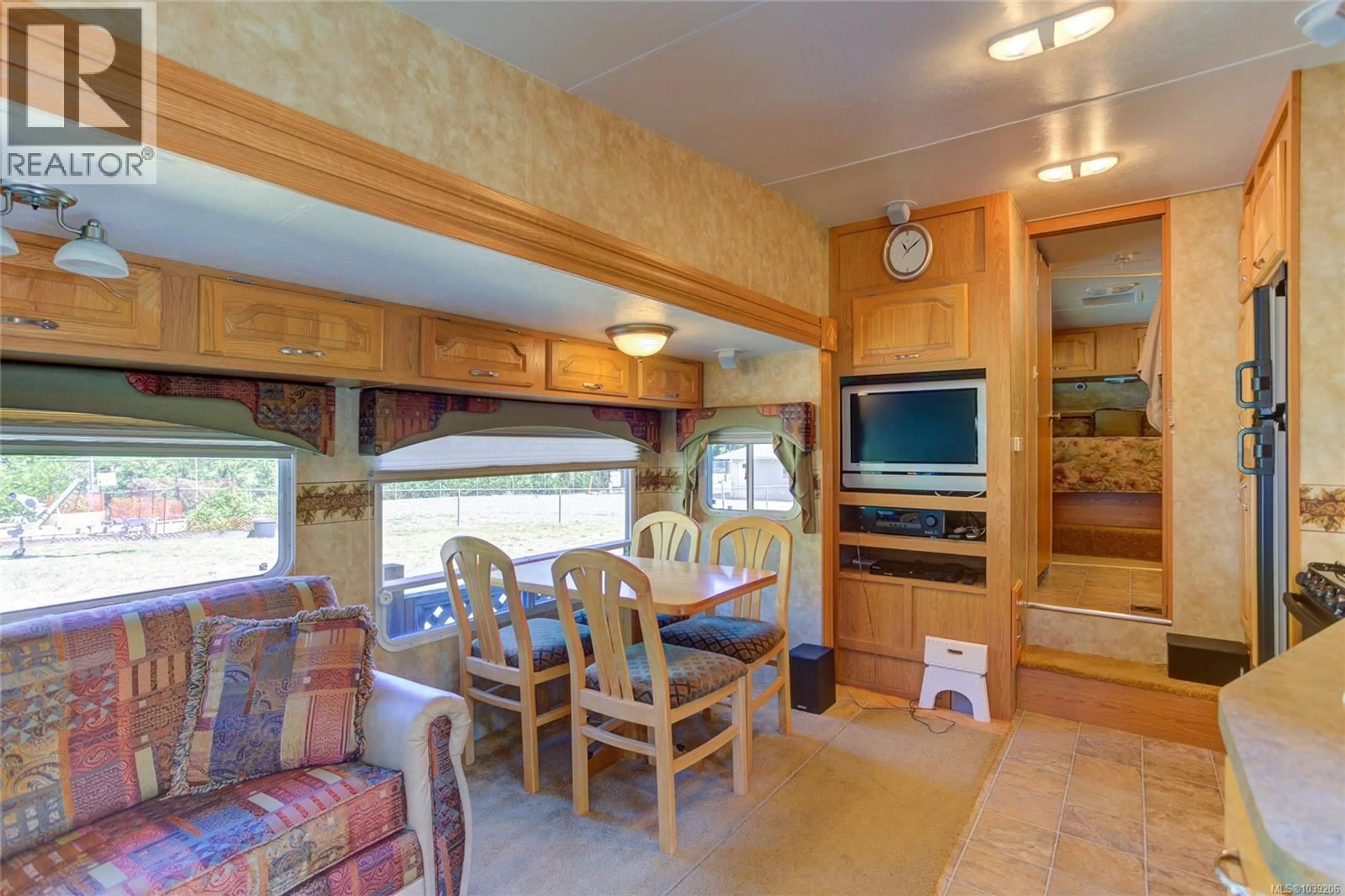 Unknown for 6 - 6855 PARK AVENUE, Honeymoon Bay British Columbia V0R1G0