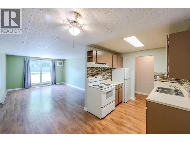 211 - 1410 PENTICTON AVENUE, Penticton 2