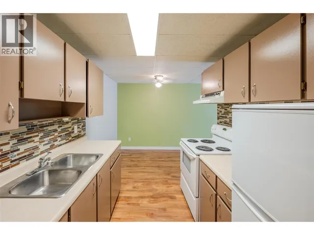 211 - 1410 PENTICTON AVENUE, Penticton 5