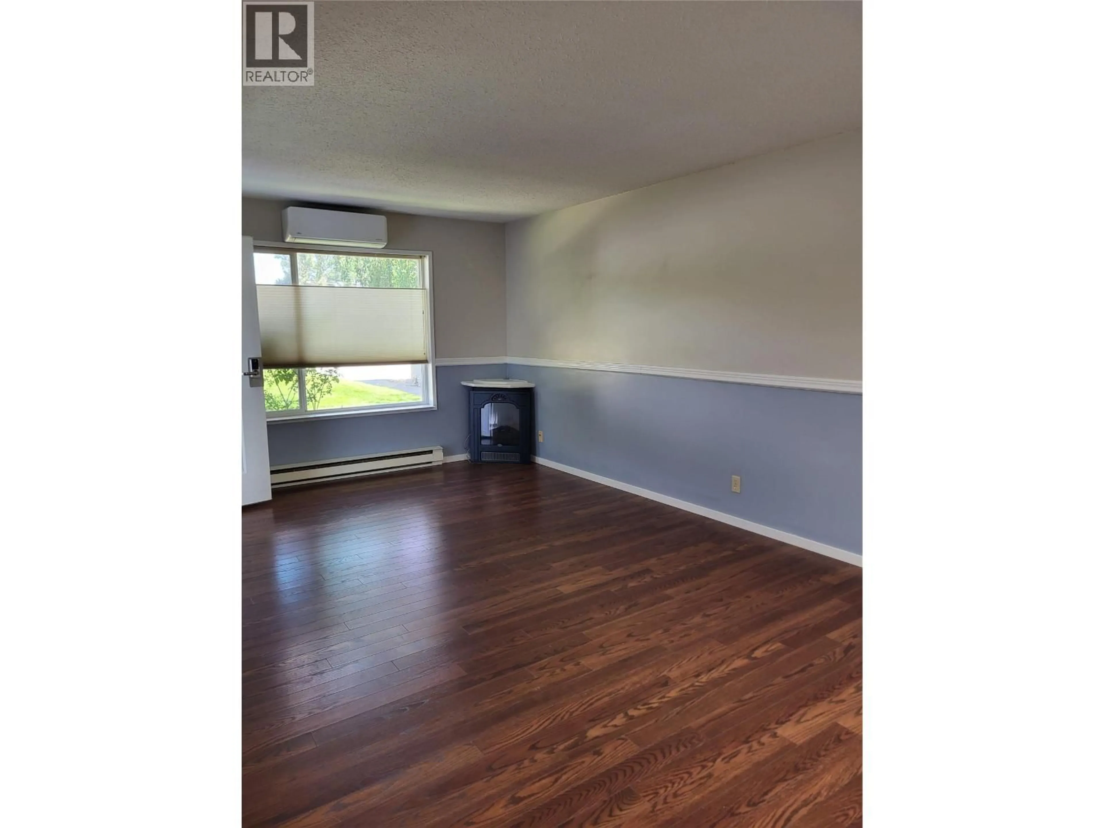 A pic of a room for 105 - 601 WADE AVENUE WEST, Penticton British Columbia V2A1V6
