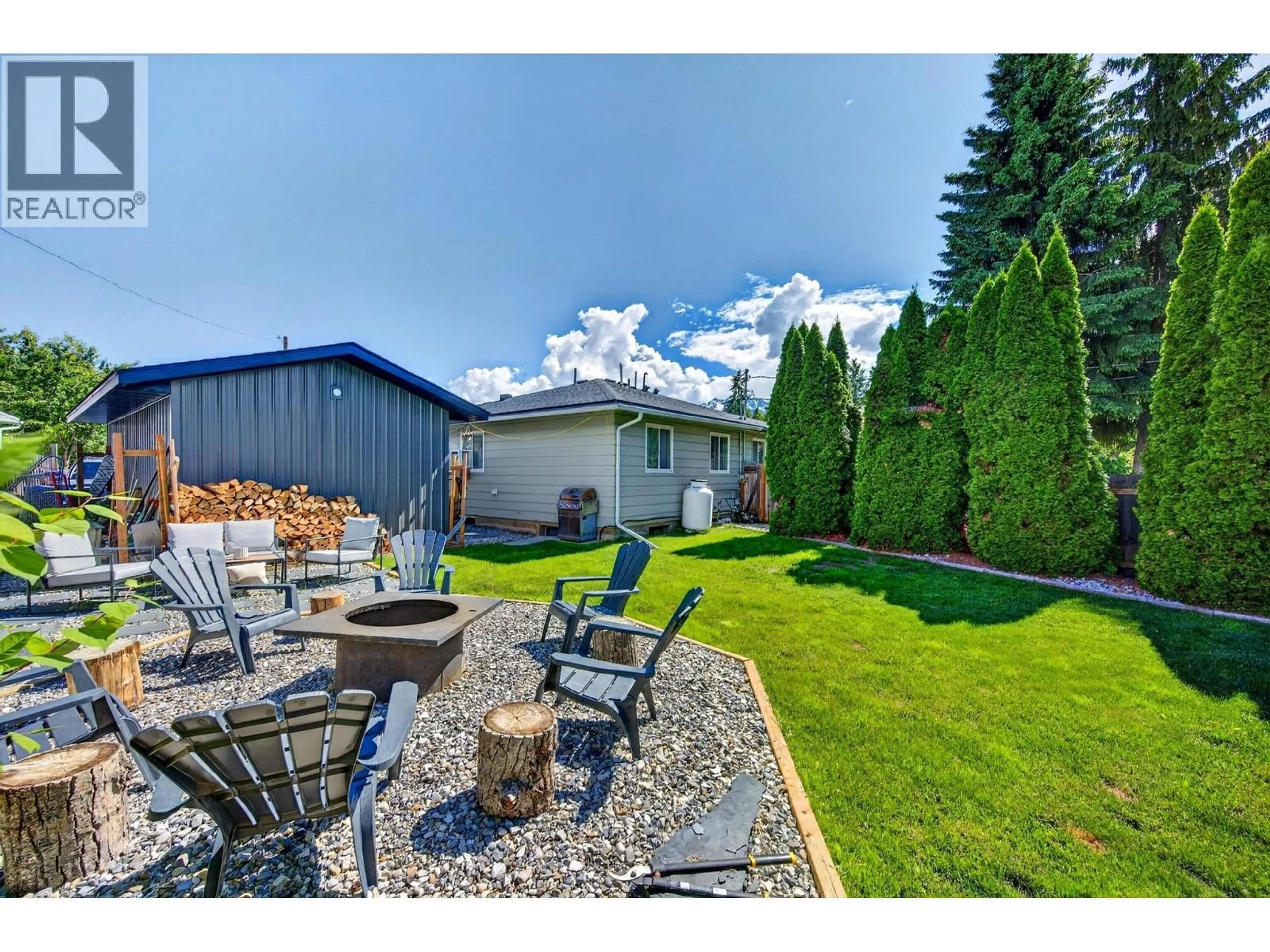 Patio, mountain view for A-1215 ALEXANDER DRIVE, Golden British Columbia V0A1H0
