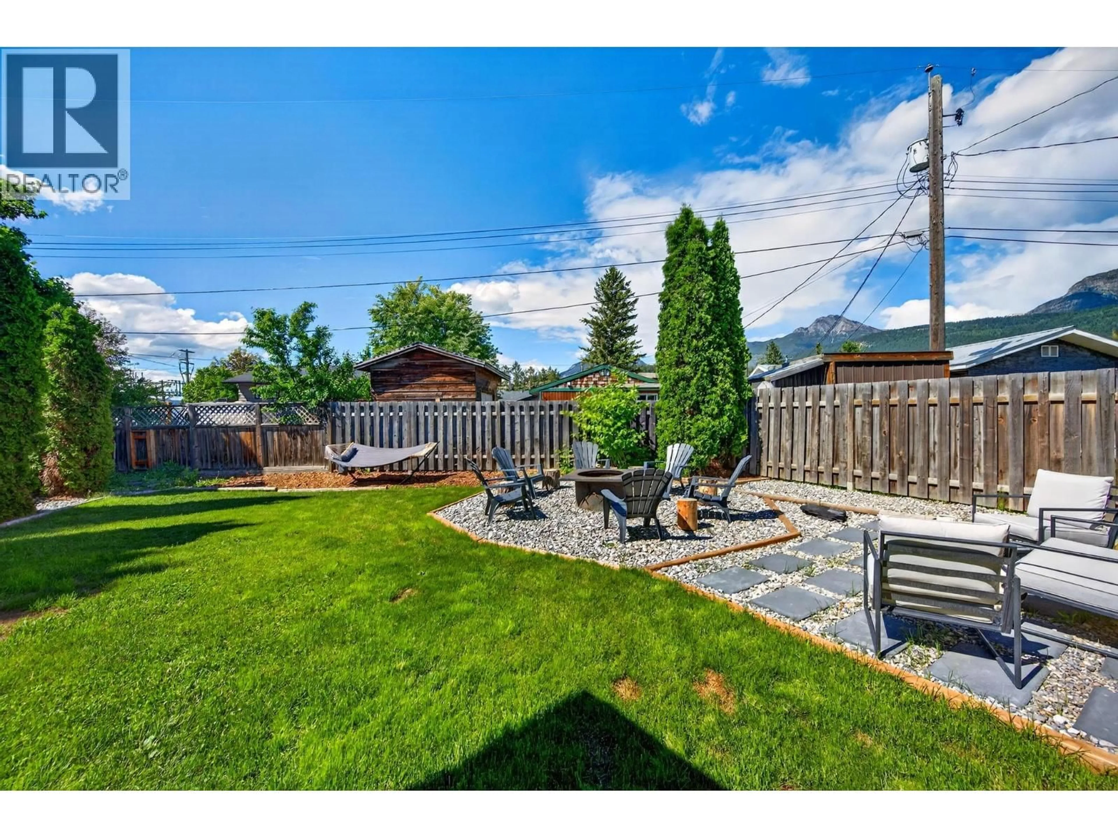 Patio, unknown for A-1215 ALEXANDER DRIVE, Golden British Columbia V0A1H0