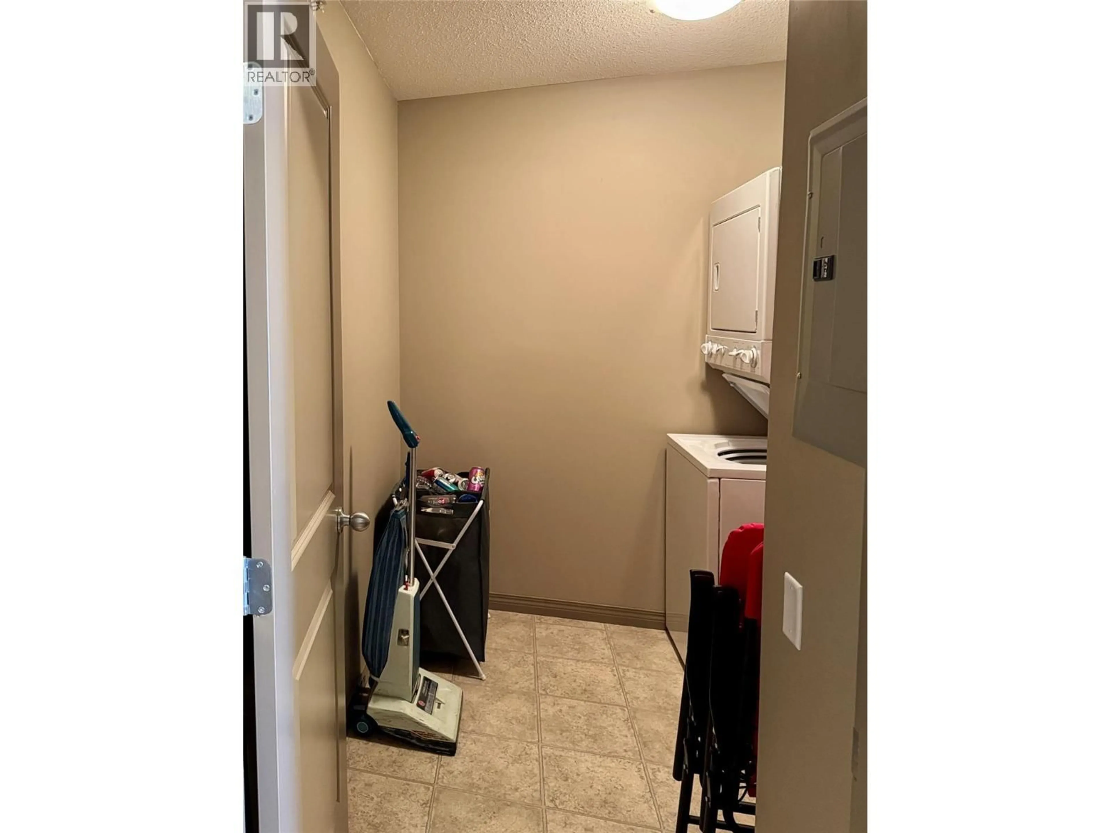 Unknown for 407 - 4884 STANLEY STREET, Radium Hot Springs British Columbia V0A1M0