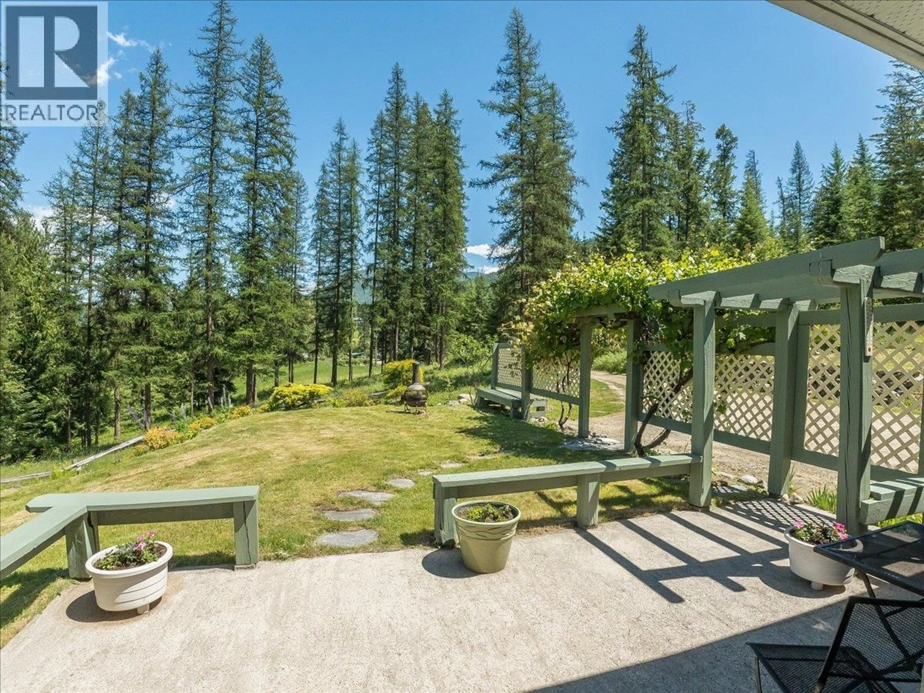 Patio, forest/trees view for 4185 KAYS ROAD, Nelson British Columbia V1L6V9