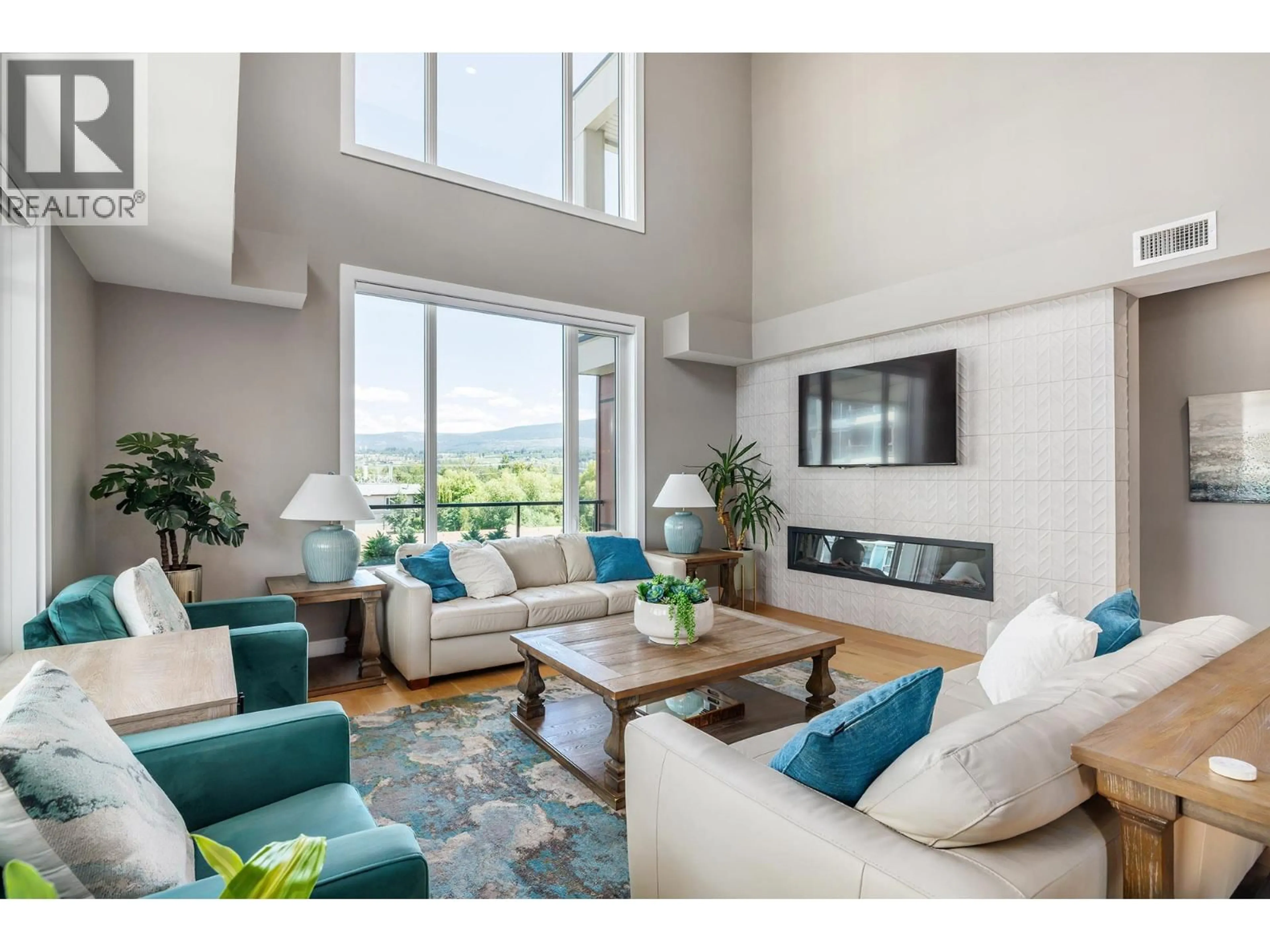 Living room with furniture, unknown for 503 - 529 TRUSWELL ROAD, Kelowna British Columbia V1W3K7
