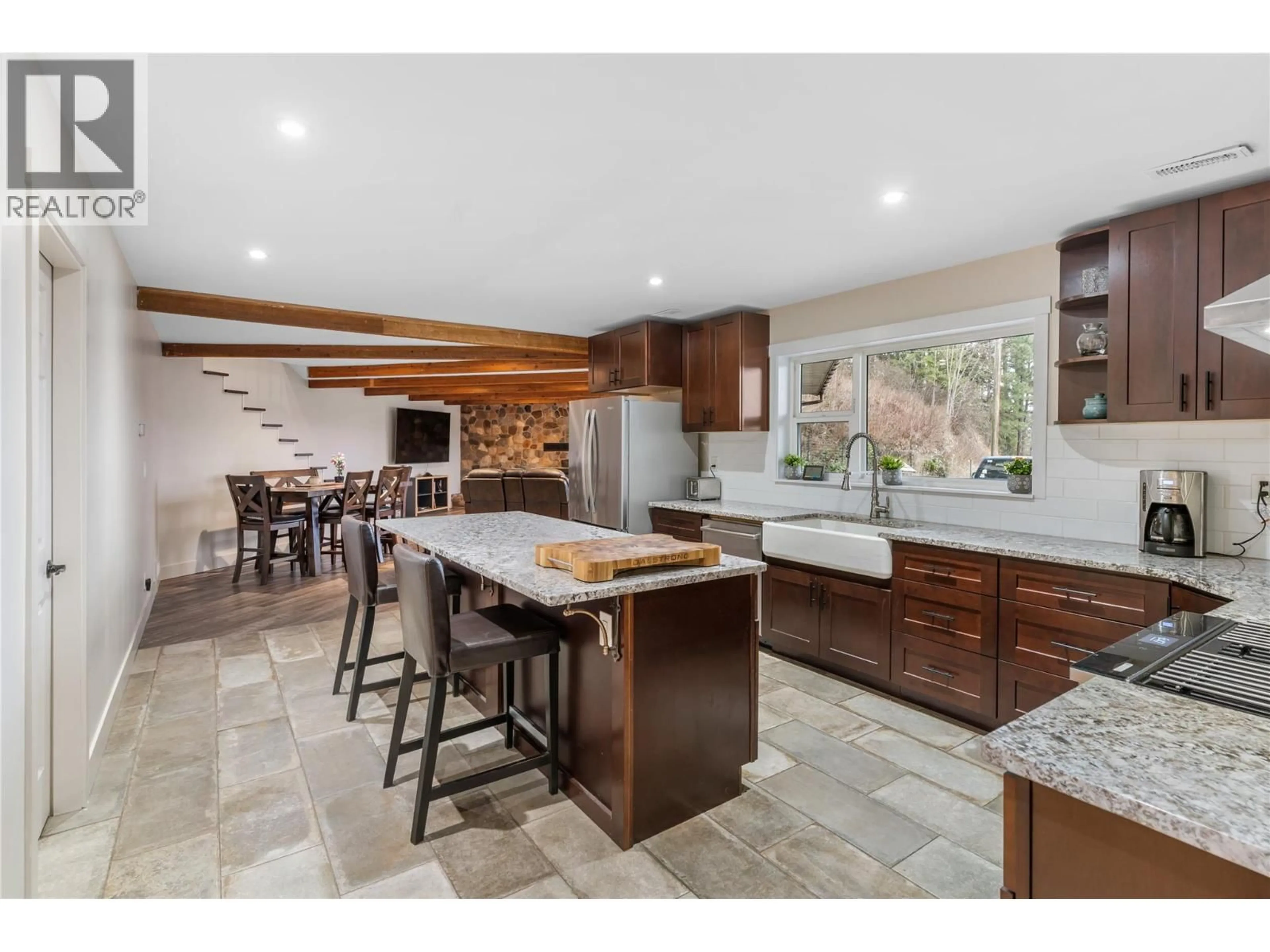 Open concept kitchen, ceramic/tile floor for 173 BRASH ALLEN ROAD, Enderby British Columbia V0E1V4