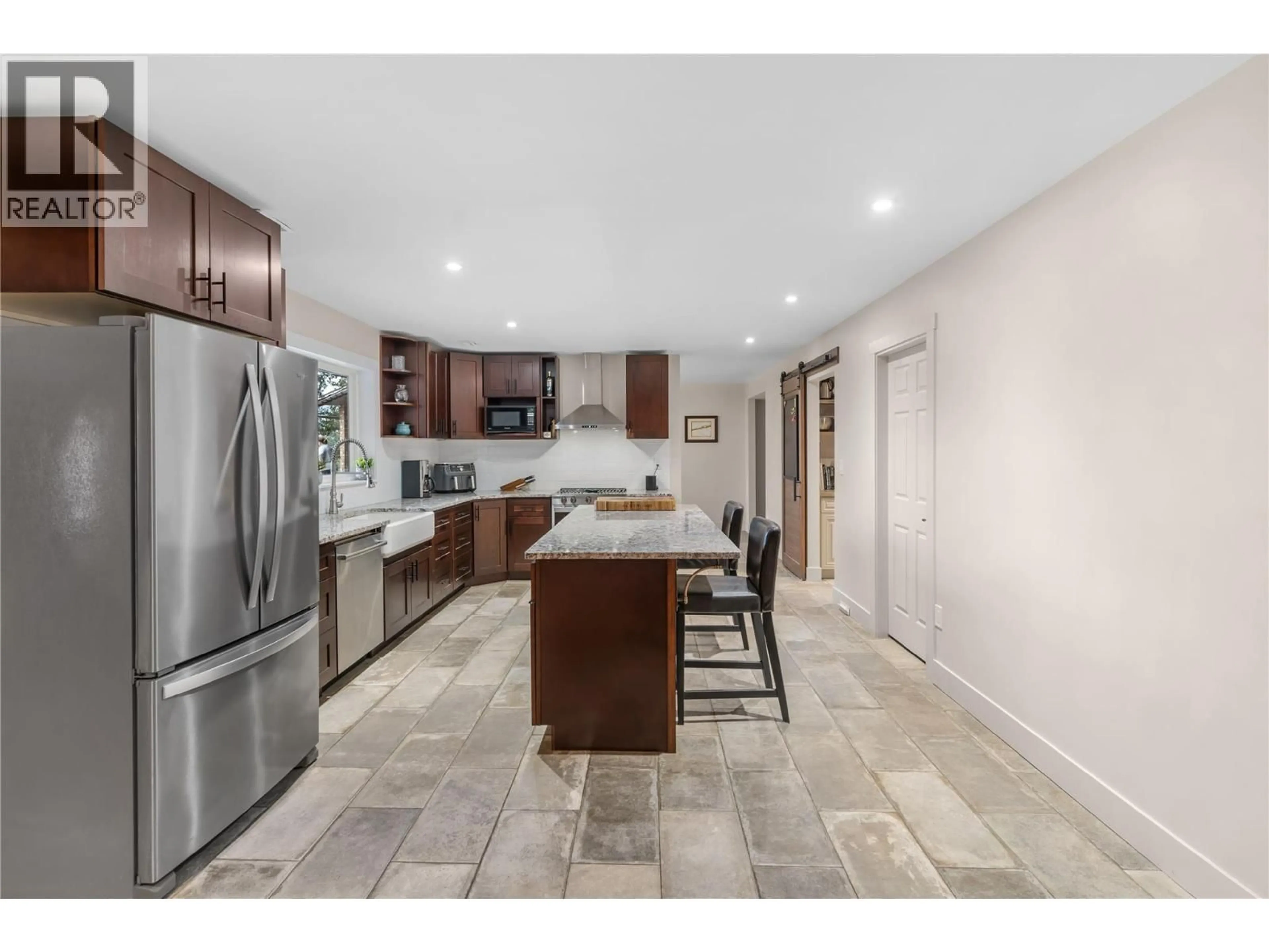 Open concept kitchen, ceramic/tile floor for 173 BRASH ALLEN ROAD, Enderby British Columbia V0E1V4
