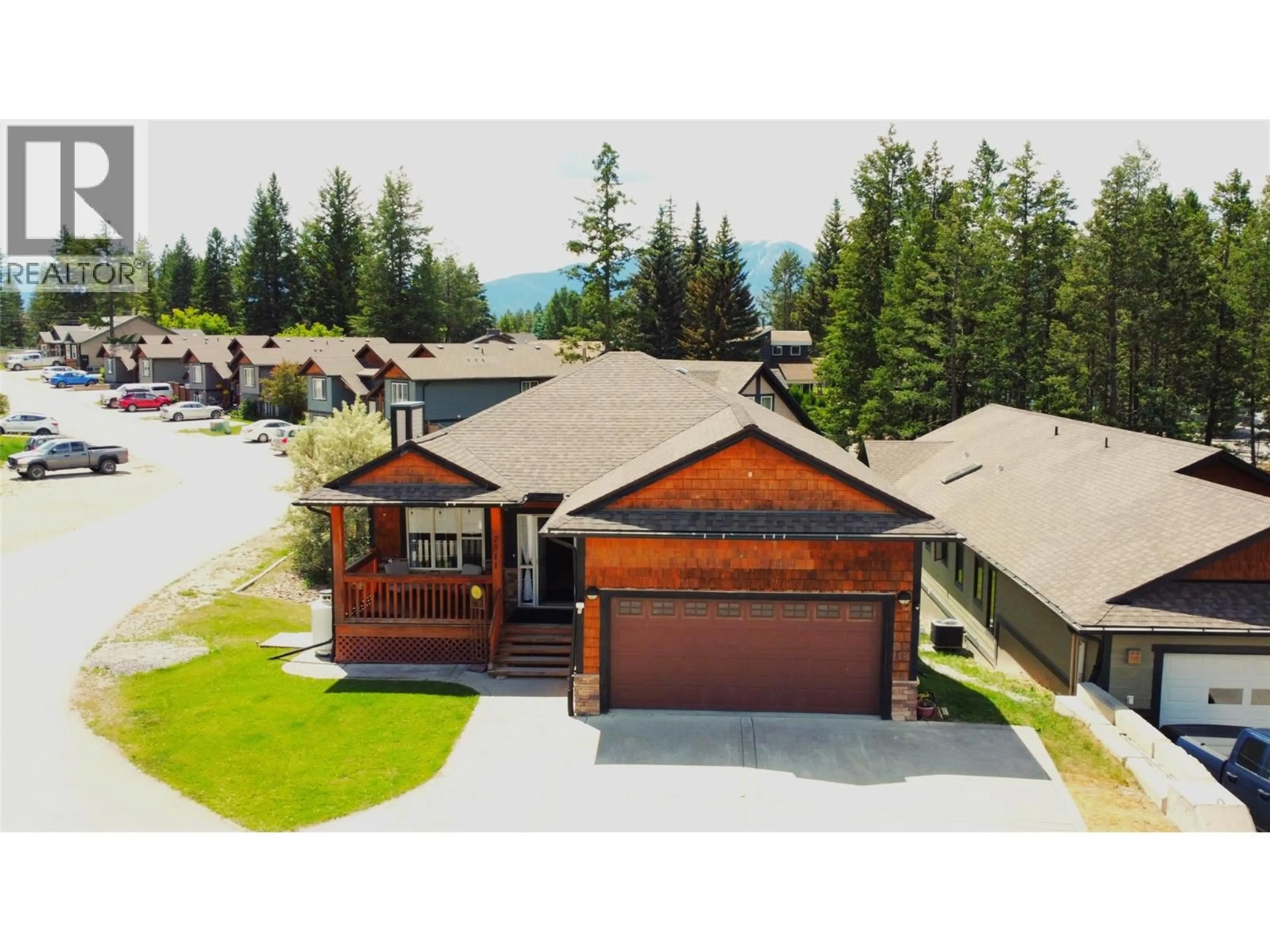 A pic from outside/outdoor area/front of a property/back of a property/a pic from drone, mountain view for 7311 COPPERHORN DRIVE, Radium Hot Springs British Columbia V0A1M0