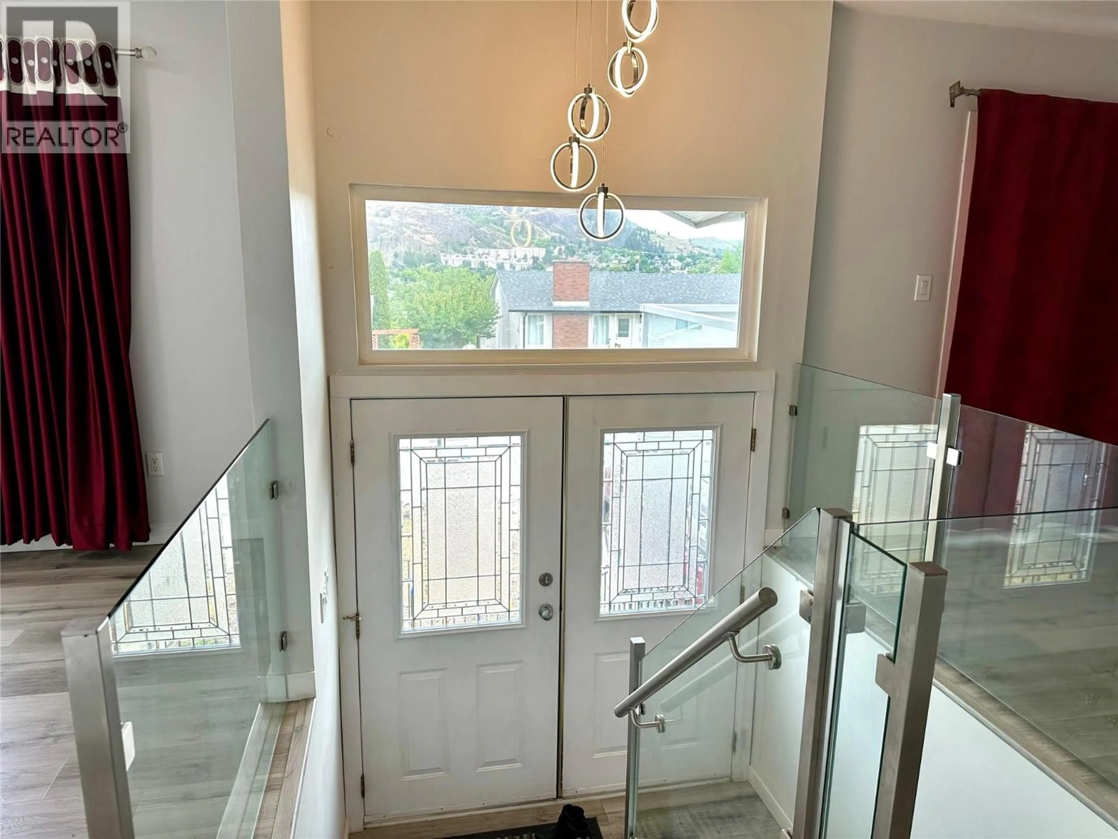 Indoor entryway for 3802 21 AVENUE, Vernon British Columbia V1T6P8