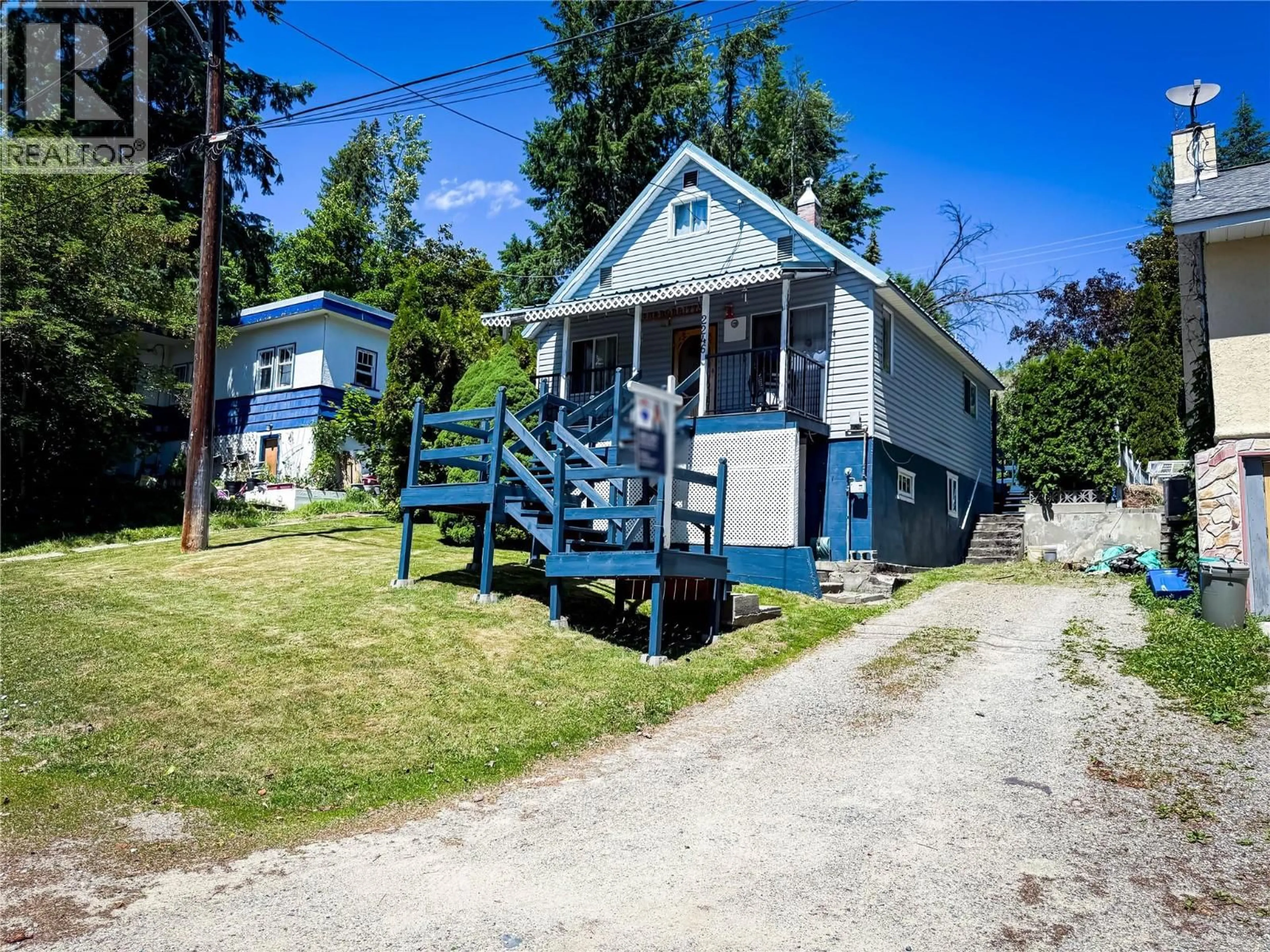 Unknown for 2246 KOOTENAY AVENUE, Rossland British Columbia V0G1Y0