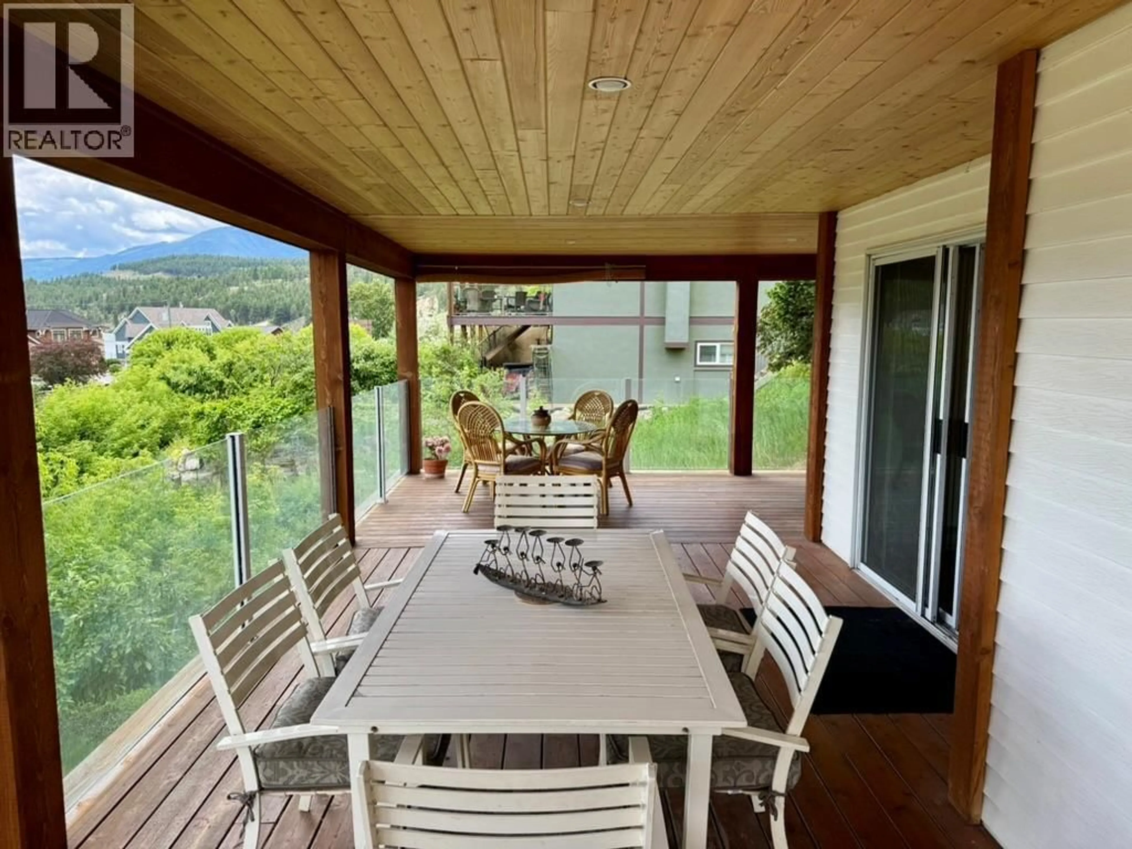 Patio, unknown for 1725 6TH AVE AVENUE, Invermere British Columbia V0A1K0