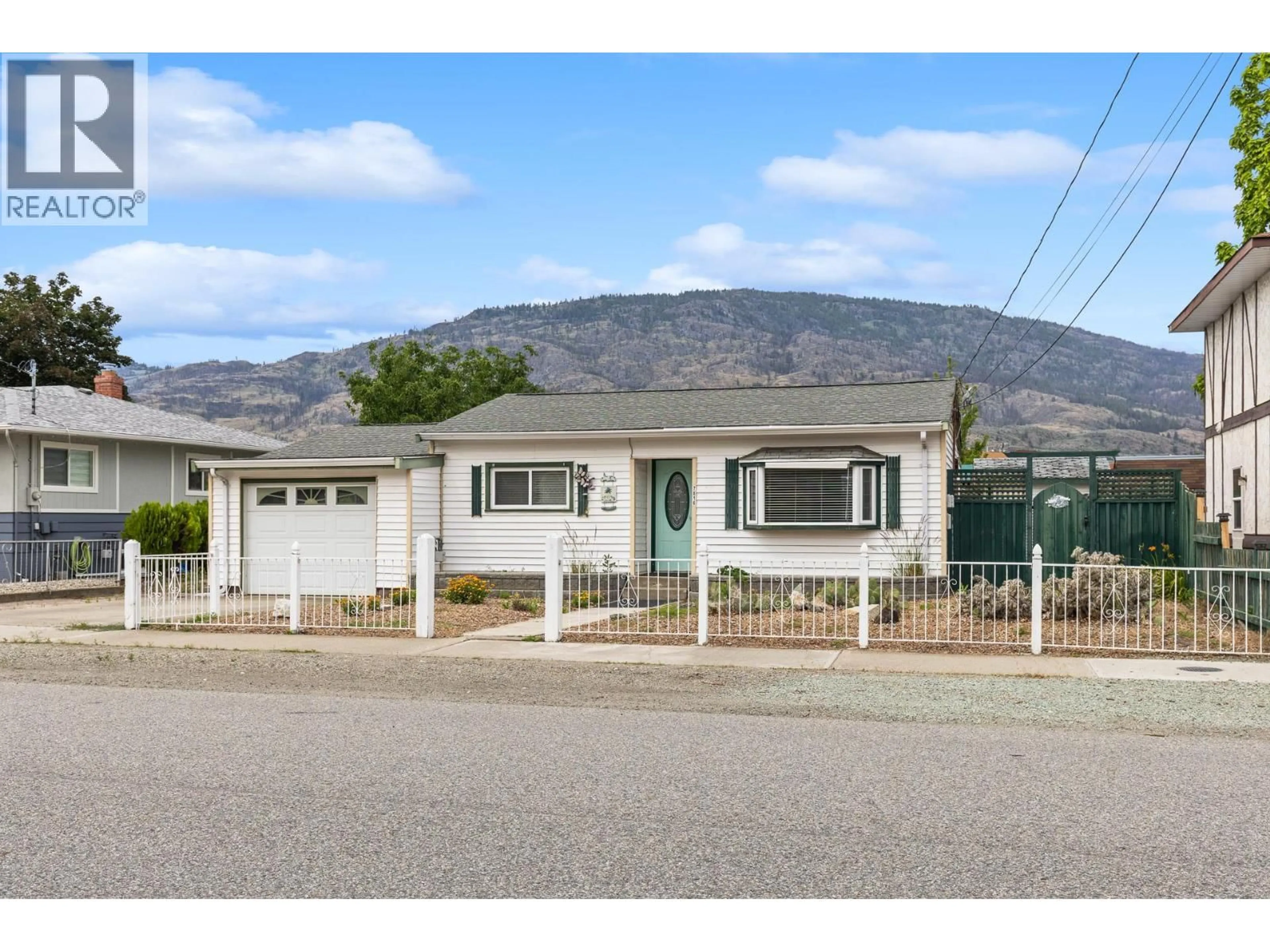 Home with vinyl exterior material, street for 7816 89TH STREET, Osoyoos British Columbia V0H1V0