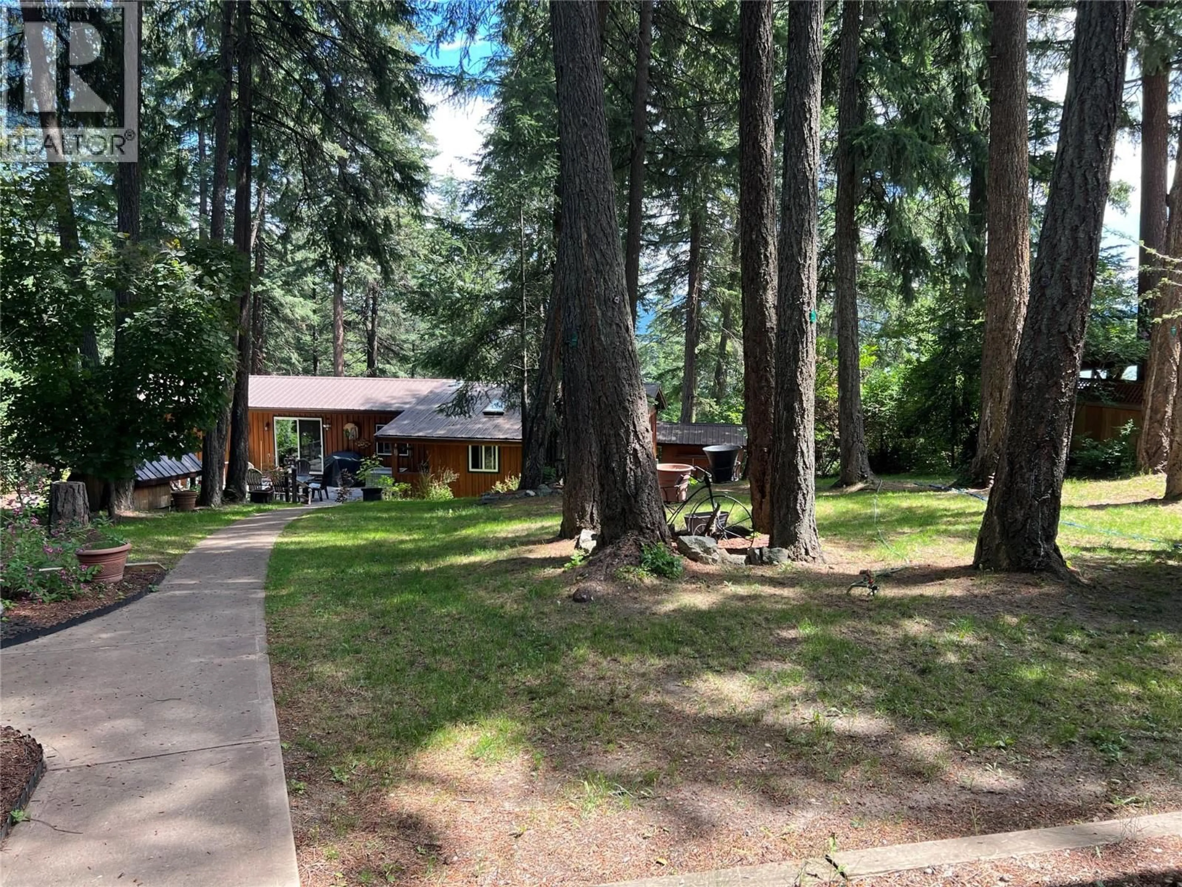 A pic from outside/outdoor area/front of a property/back of a property/a pic from drone, forest/trees view for 1352 DEMSTER ROAD ROAD, Lee Creek British Columbia V0E1M4