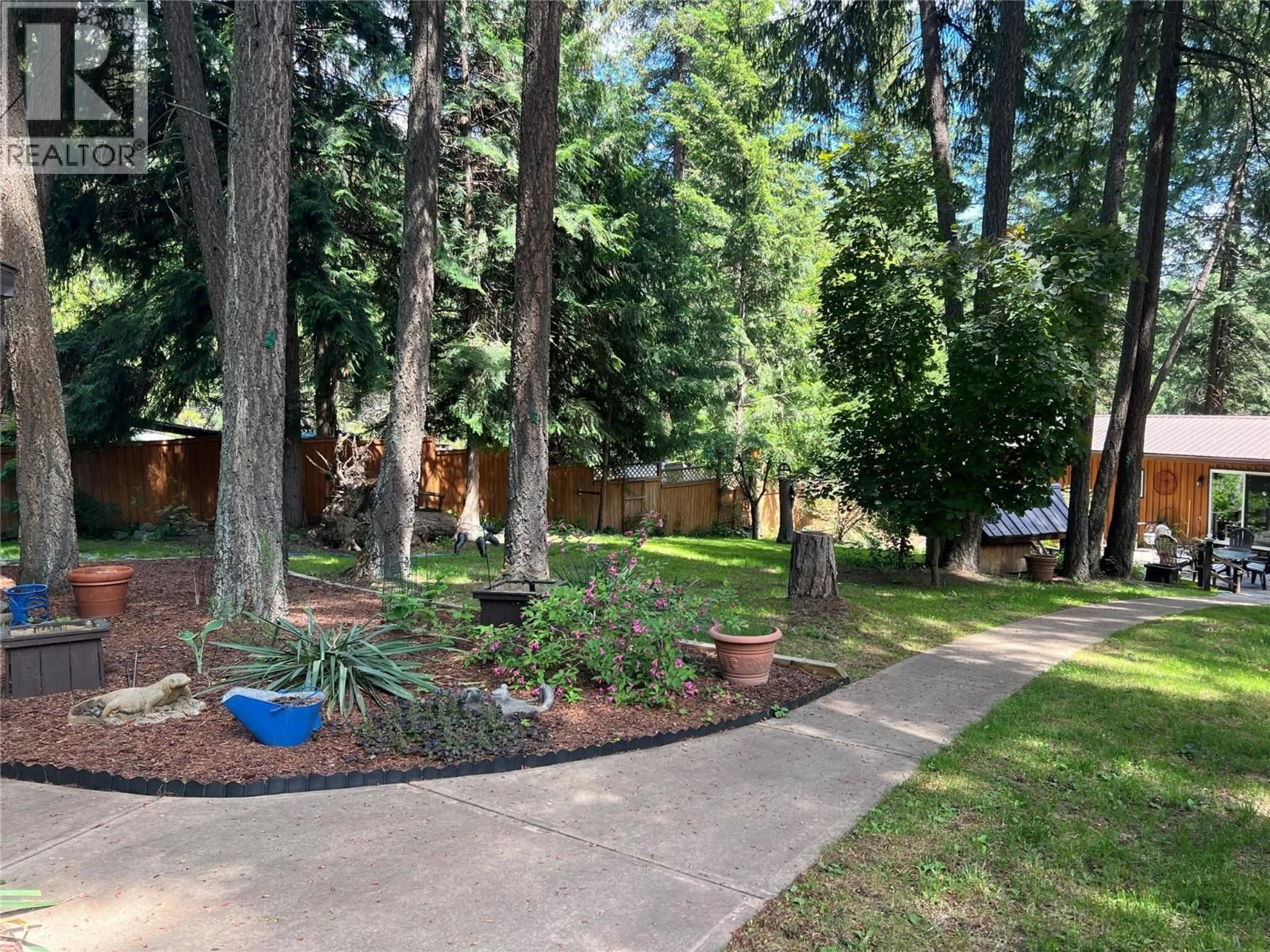 A pic from outside/outdoor area/front of a property/back of a property/a pic from drone, forest/trees view for 1352 DEMSTER ROAD ROAD, Lee Creek British Columbia V0E1M4