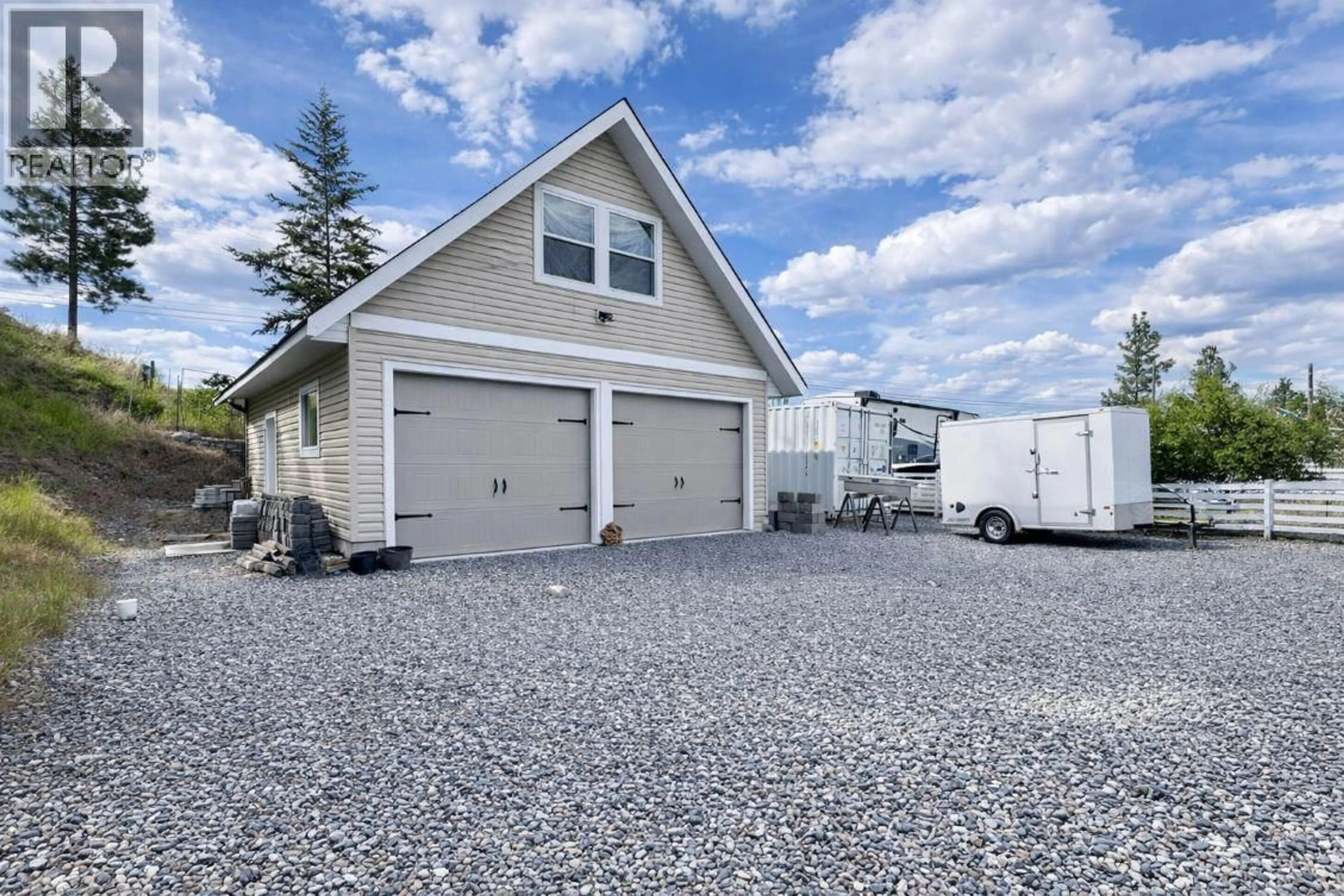 Indoor garage for 335 BILLITER AVENUE, Princeton British Columbia V0X1W0