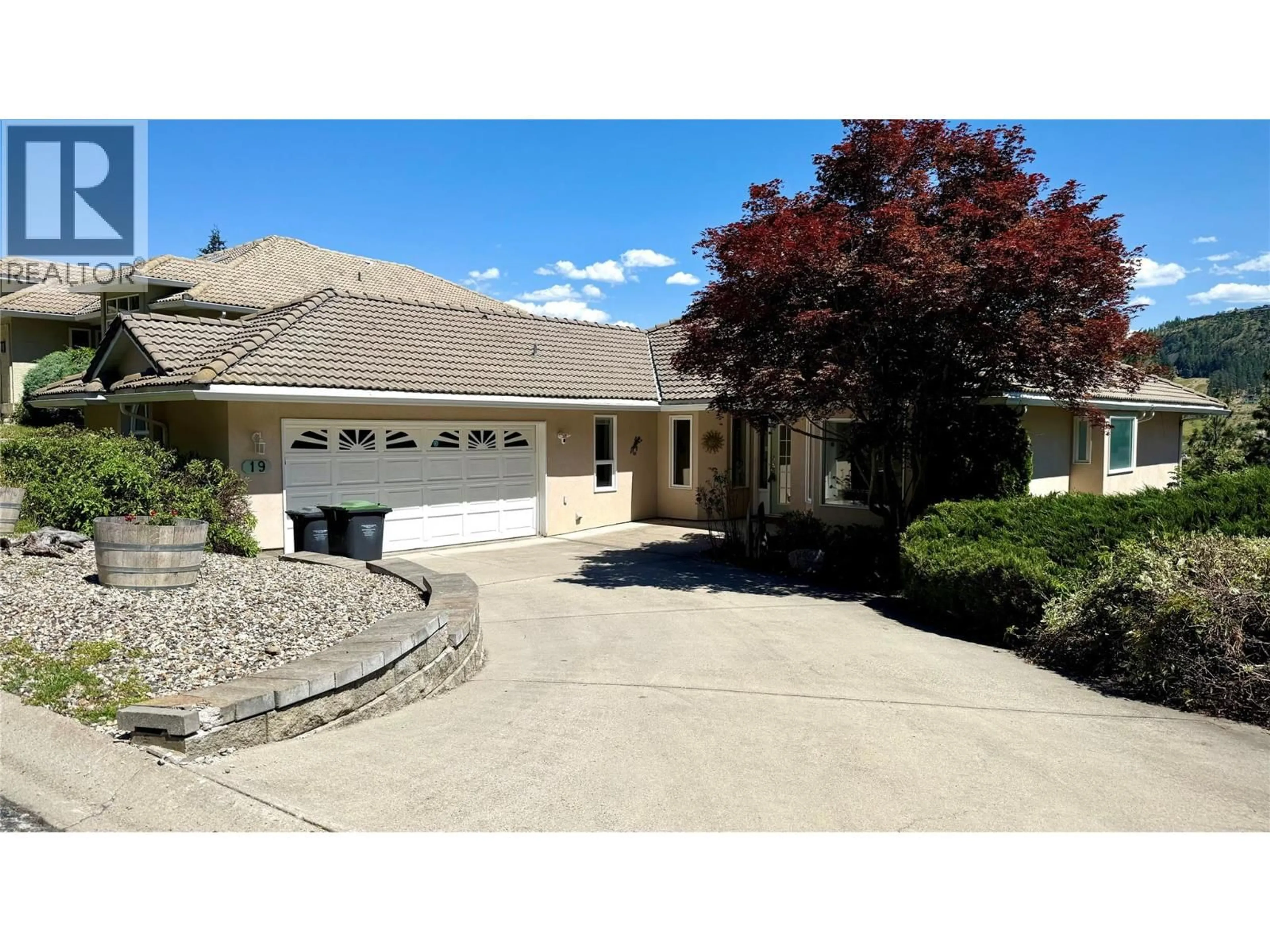 Unknown for 19 - 452 GLEN PINE COURT, Kelowna British Columbia V1V1W7